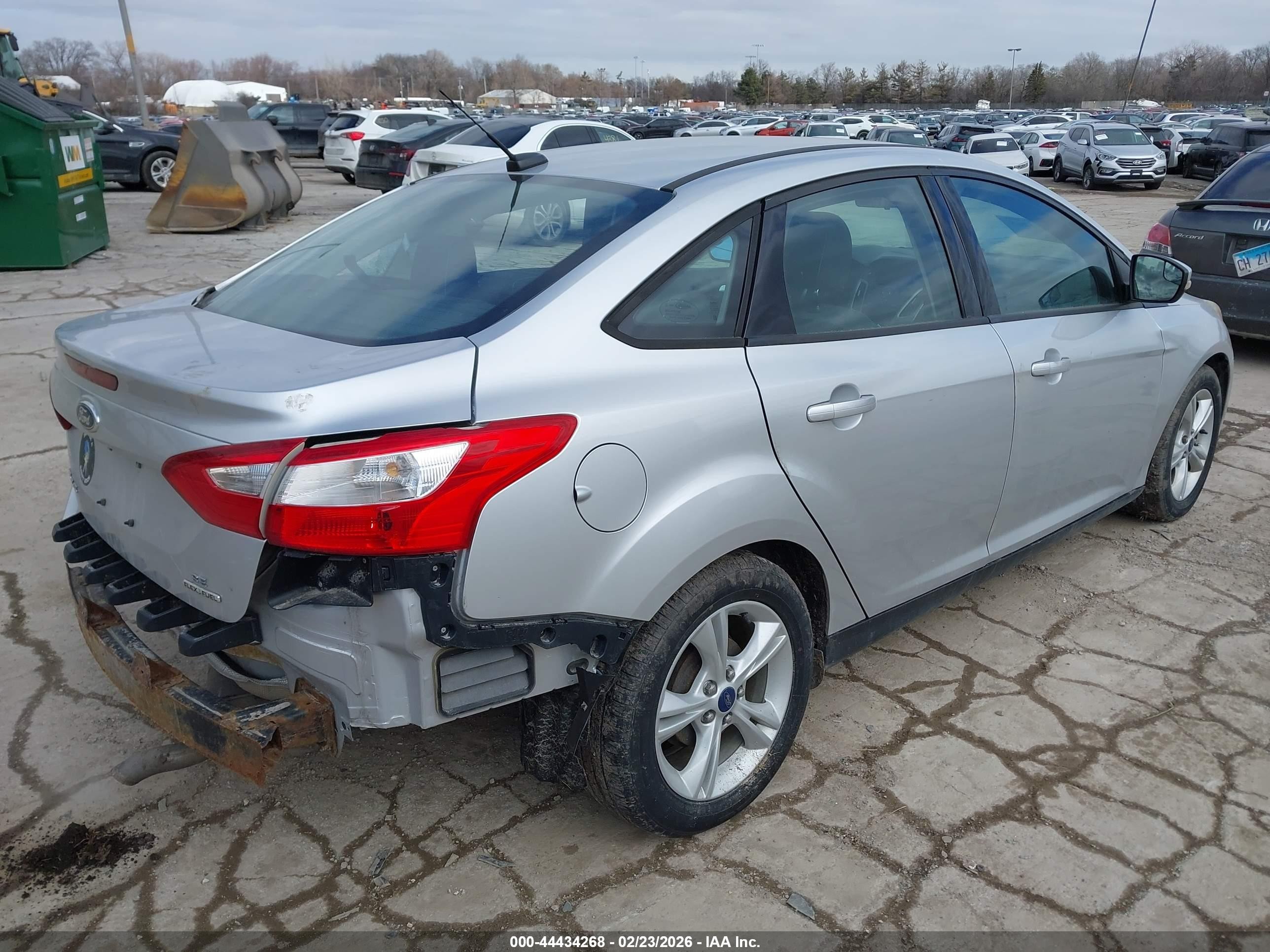 2014 Ford Focus Se Silver vin: 1FADP3F26EL414709