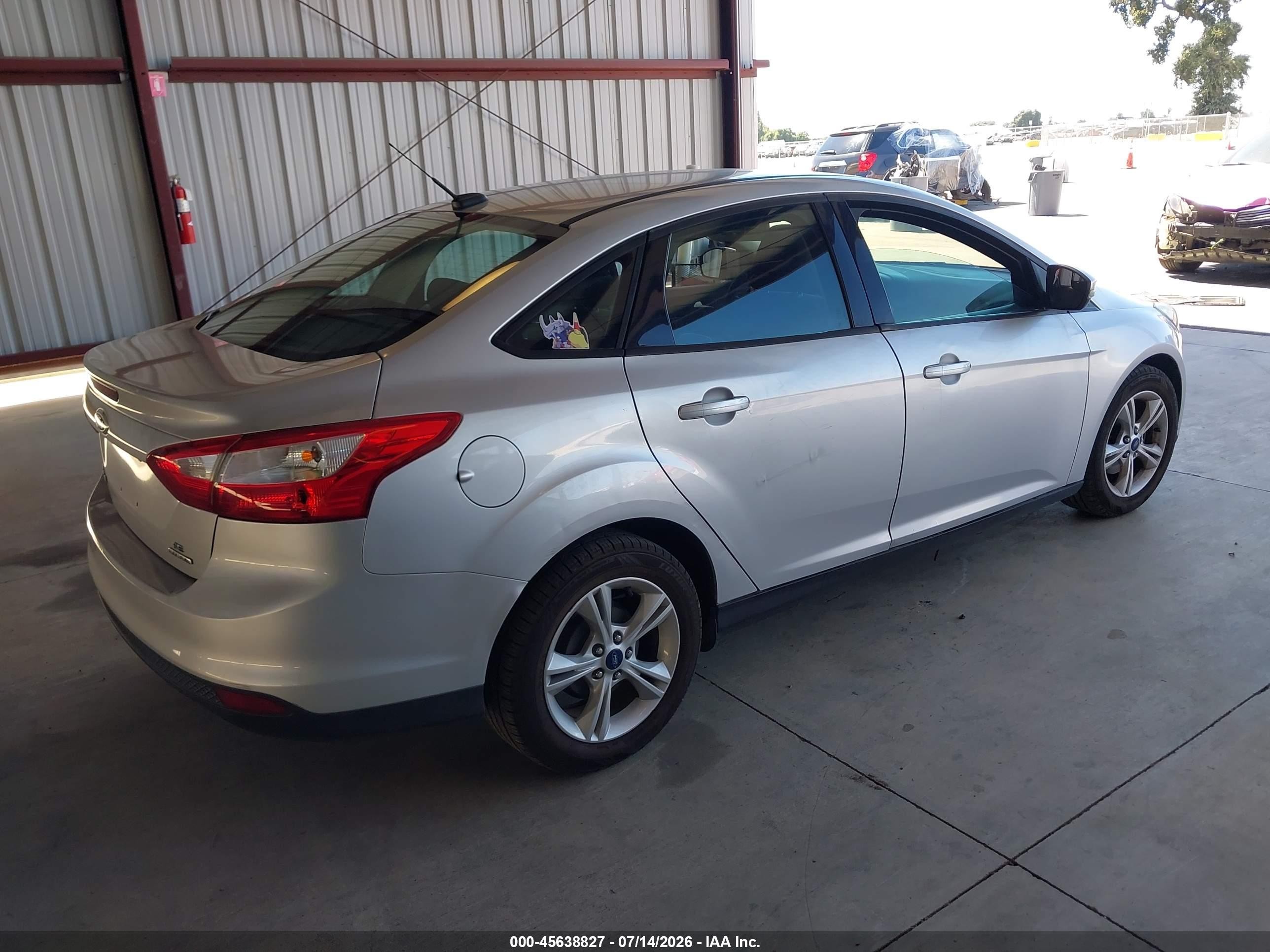 2014 Ford Focus Se Silver vin: 1FADP3F26EL429386
