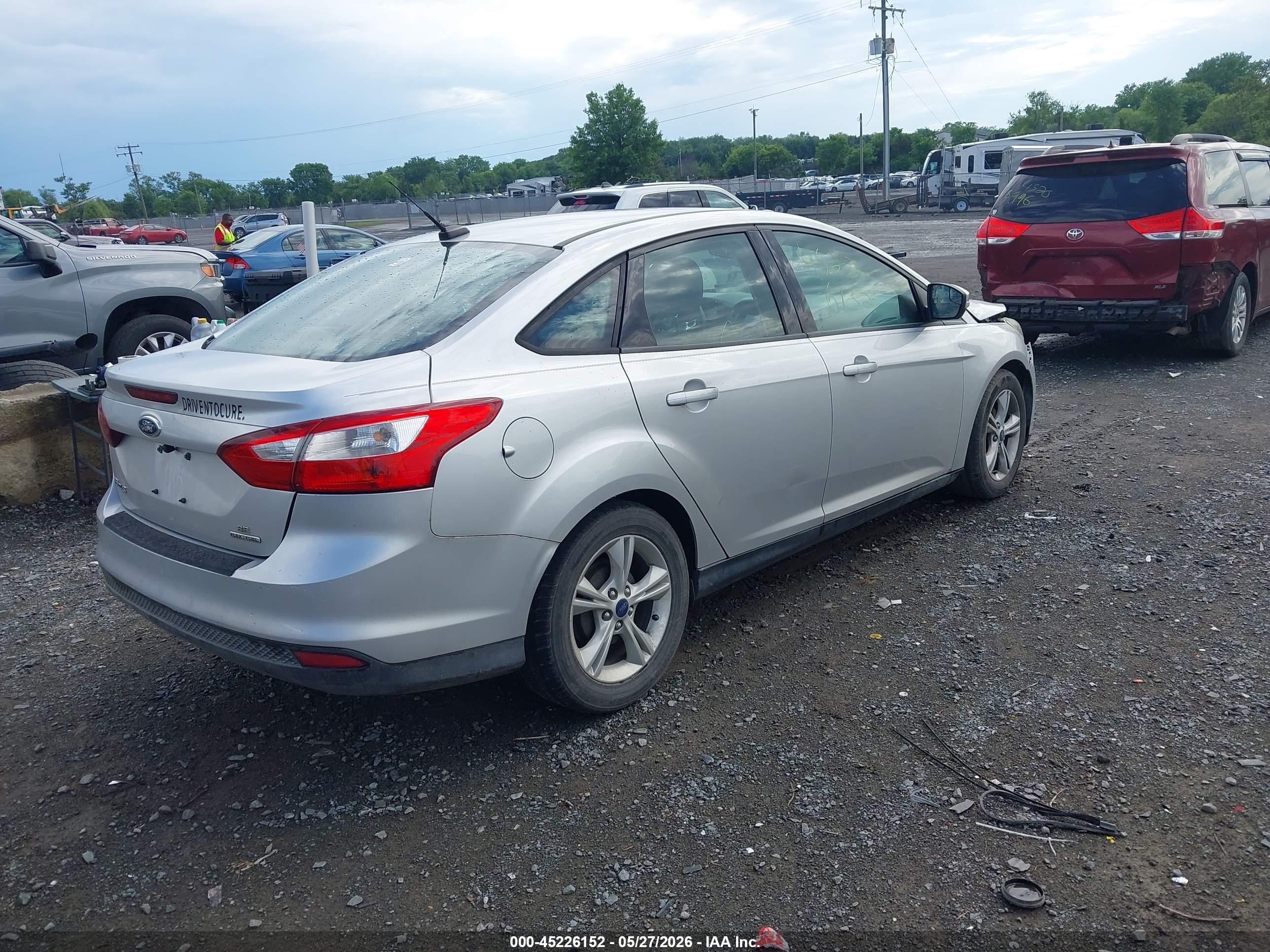 2014 Ford Focus Se Silver vin: 1FADP3F26EL429727