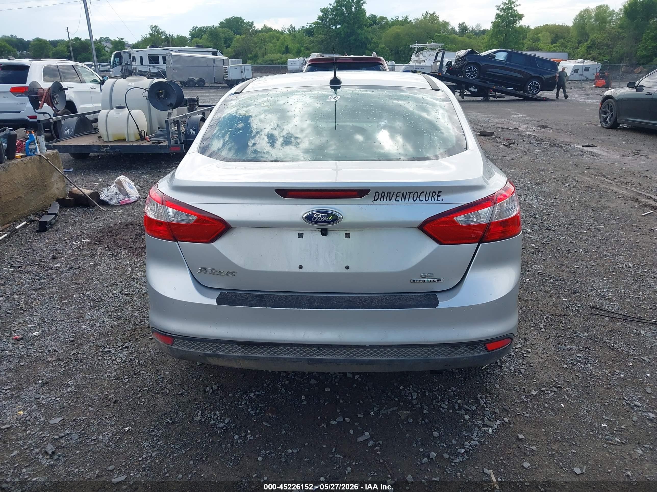 2014 Ford Focus Se Silver vin: 1FADP3F26EL429727