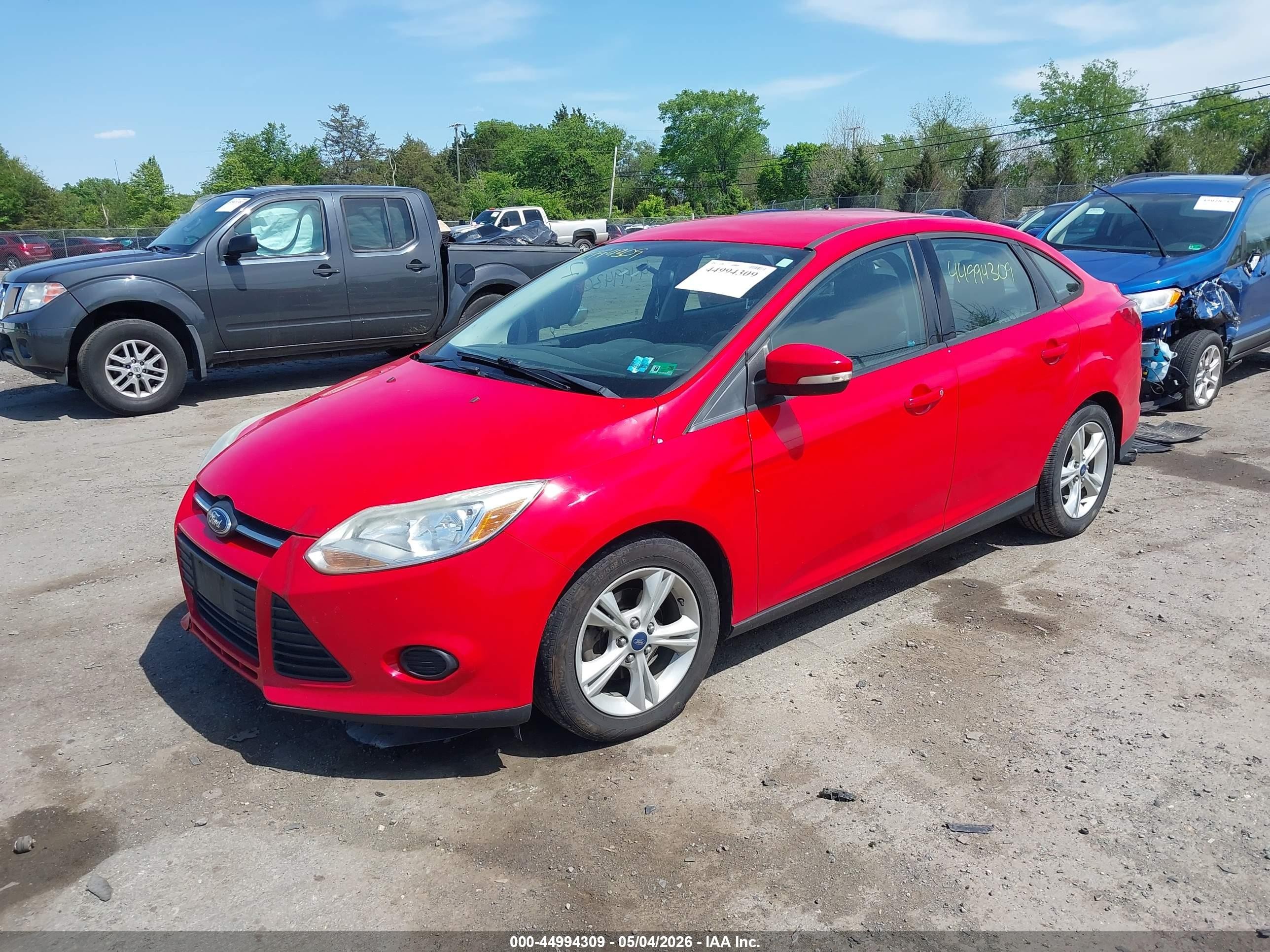 2014 Ford Focus Se Red vin: 1FADP3F26EL448245