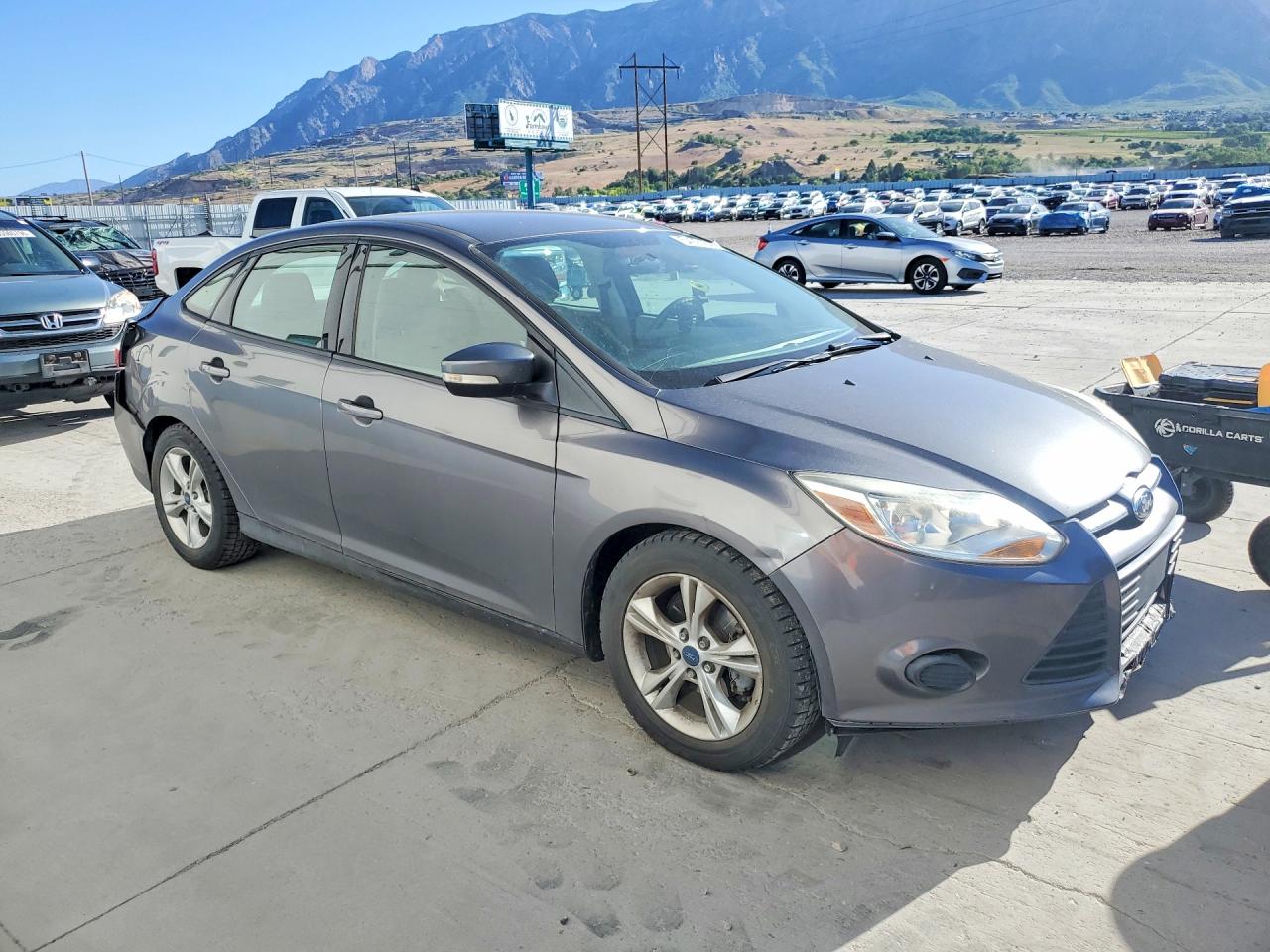 2014 Ford Focus Se Gray vin: 1FADP3F26EL453932