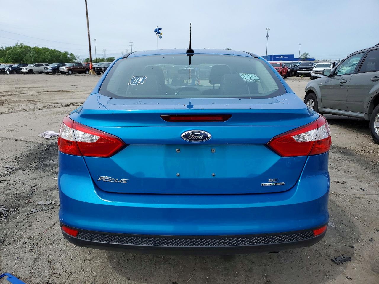 2014 Ford Focus Se Blue vin: 1FADP3F26EL459648