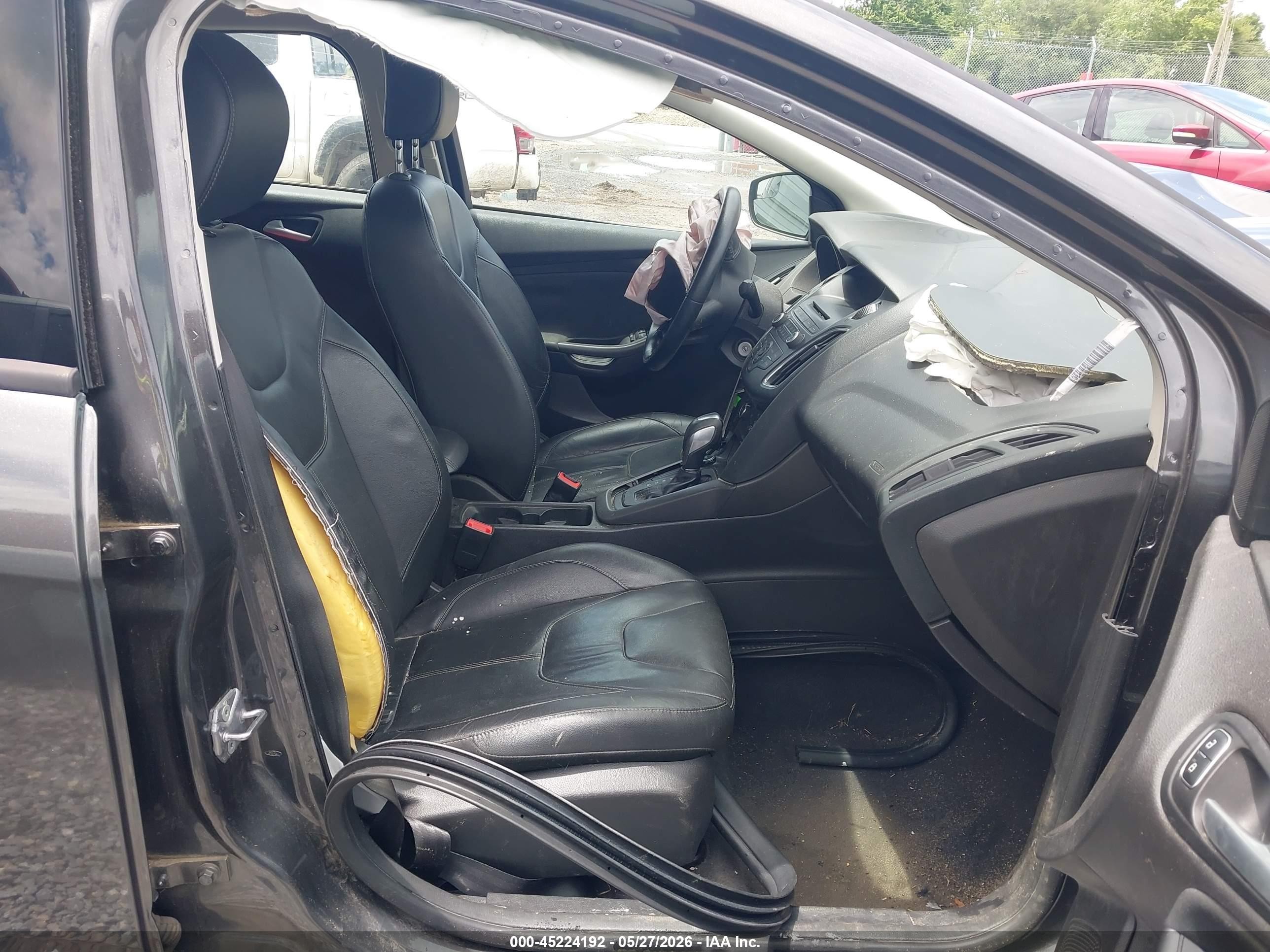 2015 Ford Focus Se Gray vin: 1FADP3F26FL214771