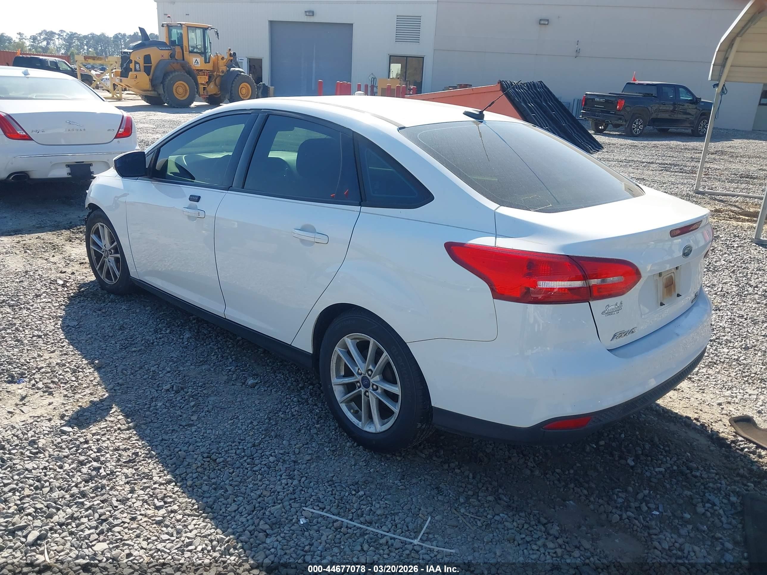 2015 Ford Focus Se White vin: 1FADP3F26FL238262