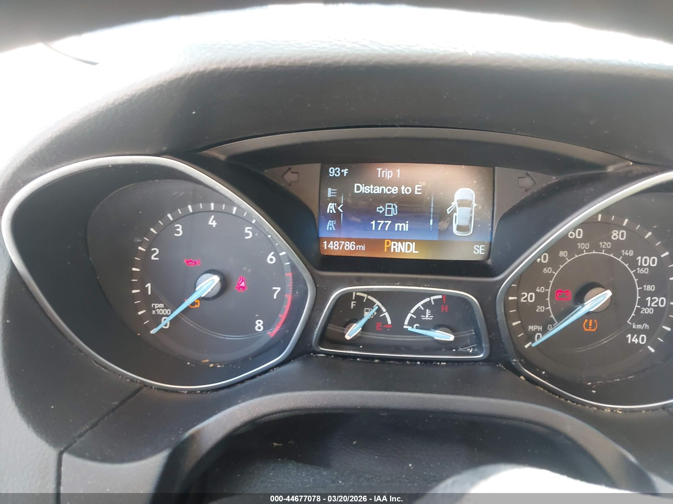 2015 Ford Focus Se White vin: 1FADP3F26FL238262