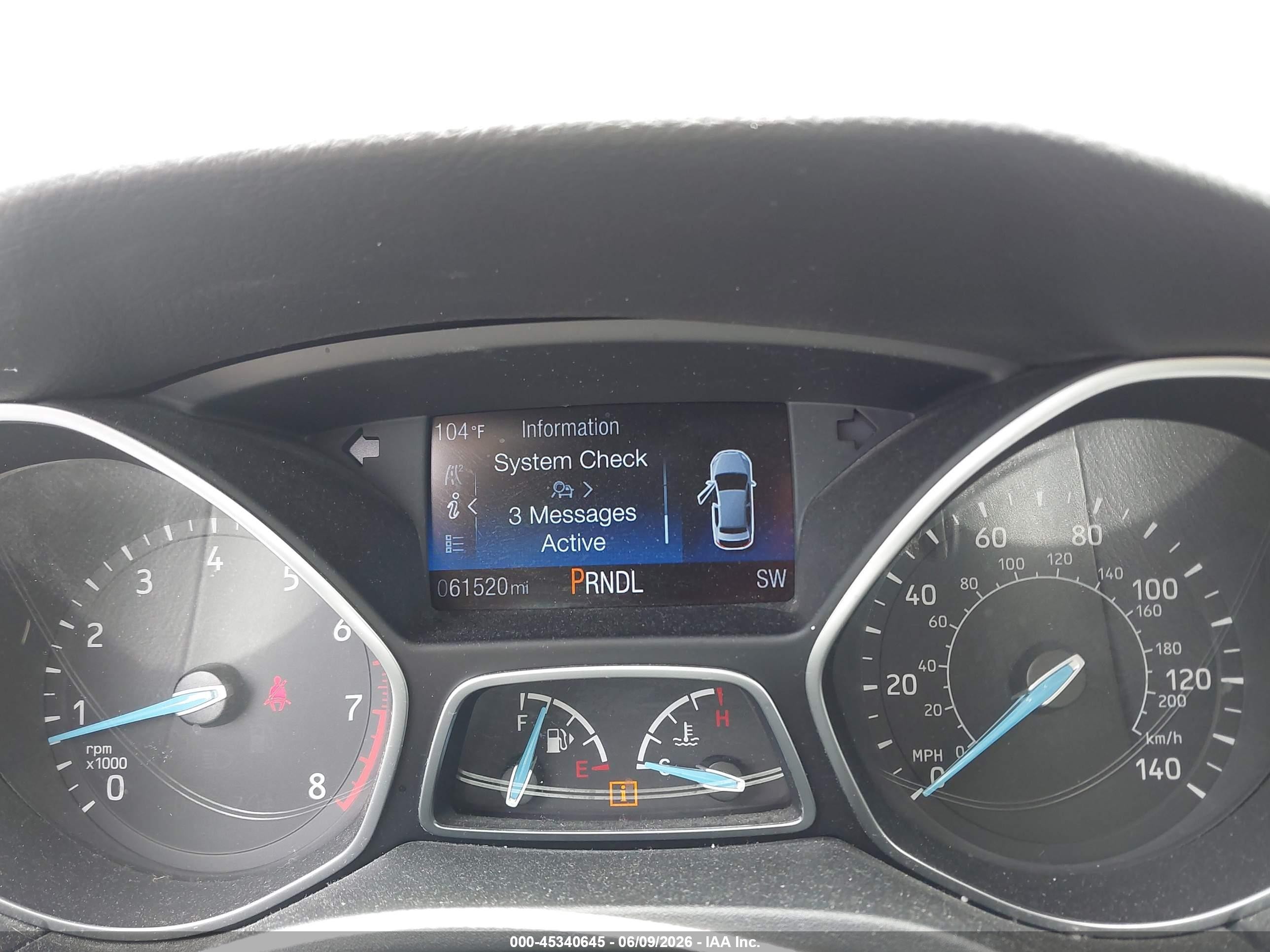 2015 Ford Focus Se Red vin: 1FADP3F26FL248418