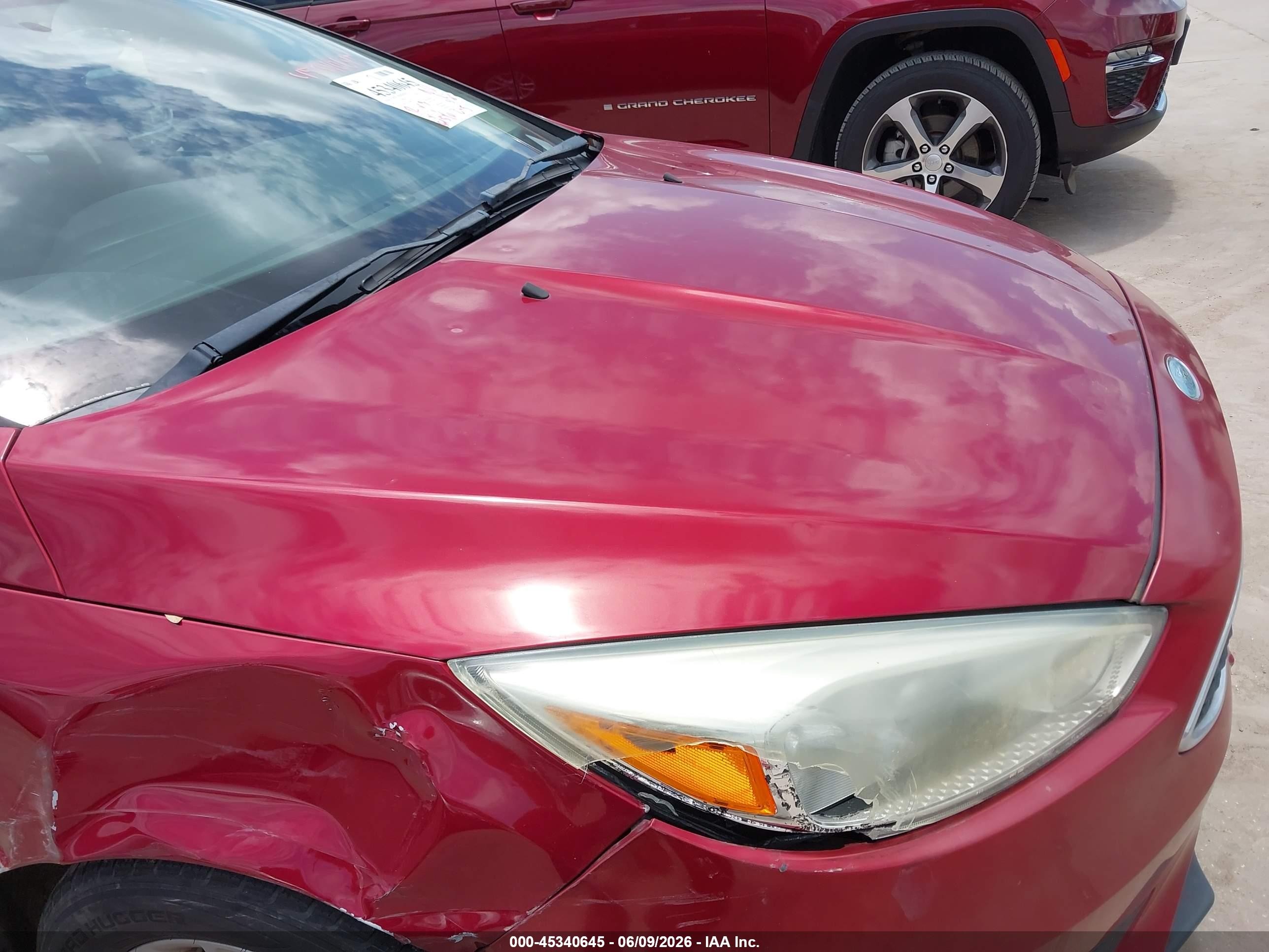 2015 Ford Focus Se Red vin: 1FADP3F26FL248418