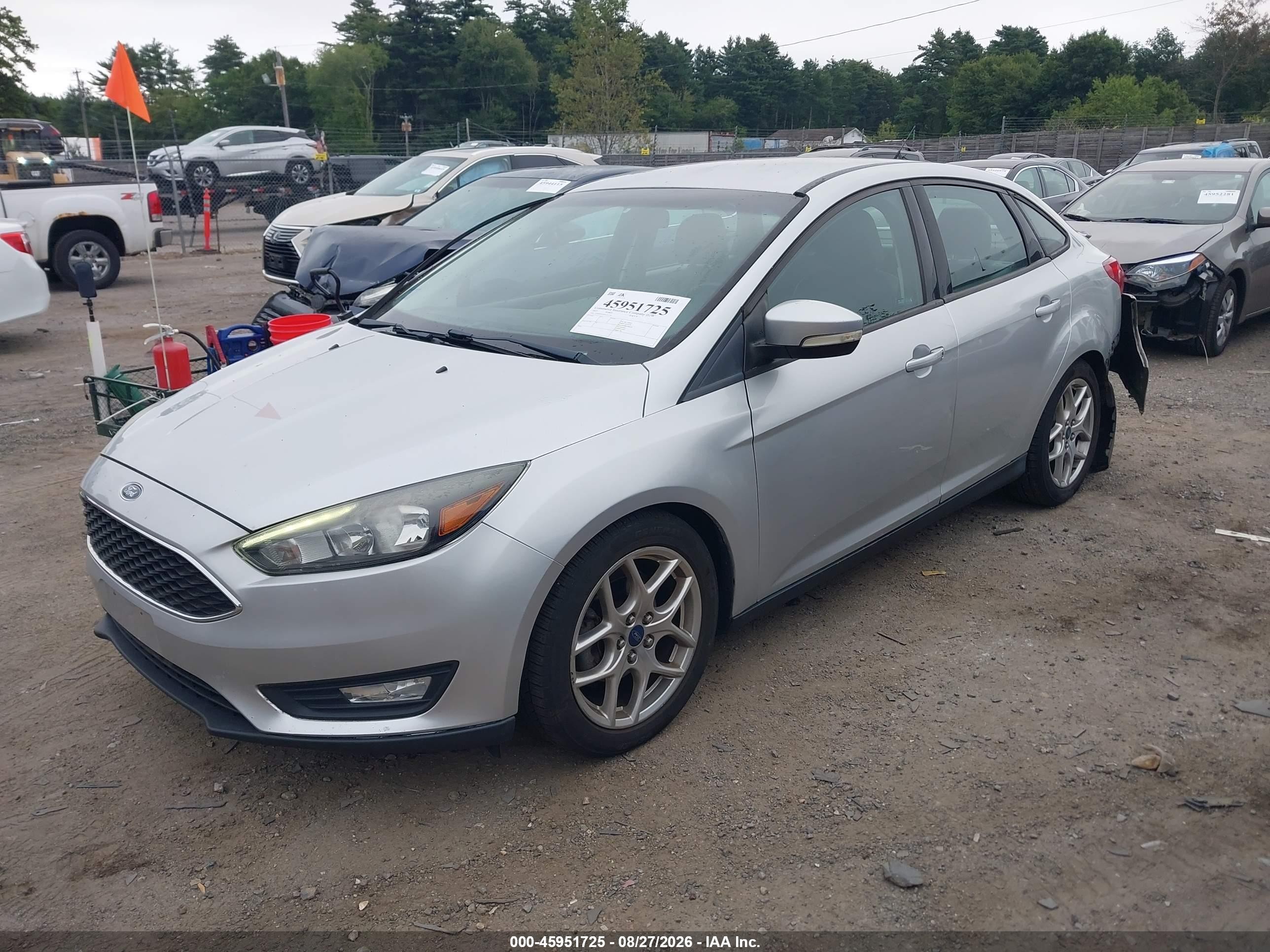 2015 Ford Focus Se Silver vin: 1FADP3F26FL251710