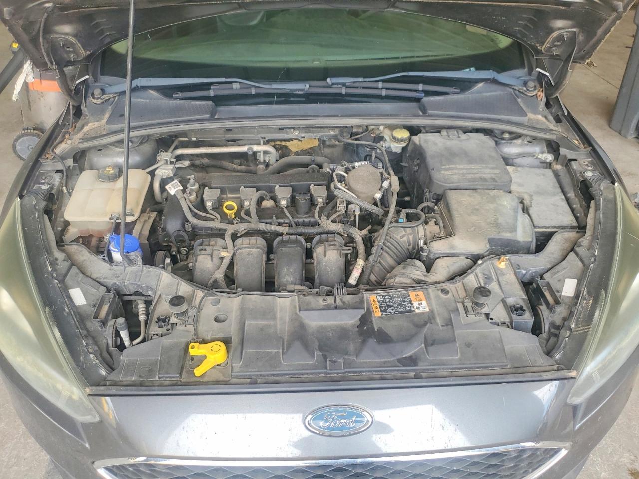 2015 Ford Focus Se Gray vin: 1FADP3F26FL275084