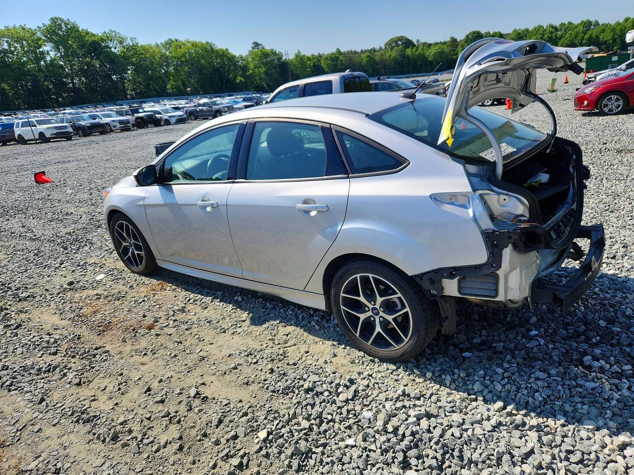 2015 Ford Focus Se Silver vin: 1FADP3F26FL291690