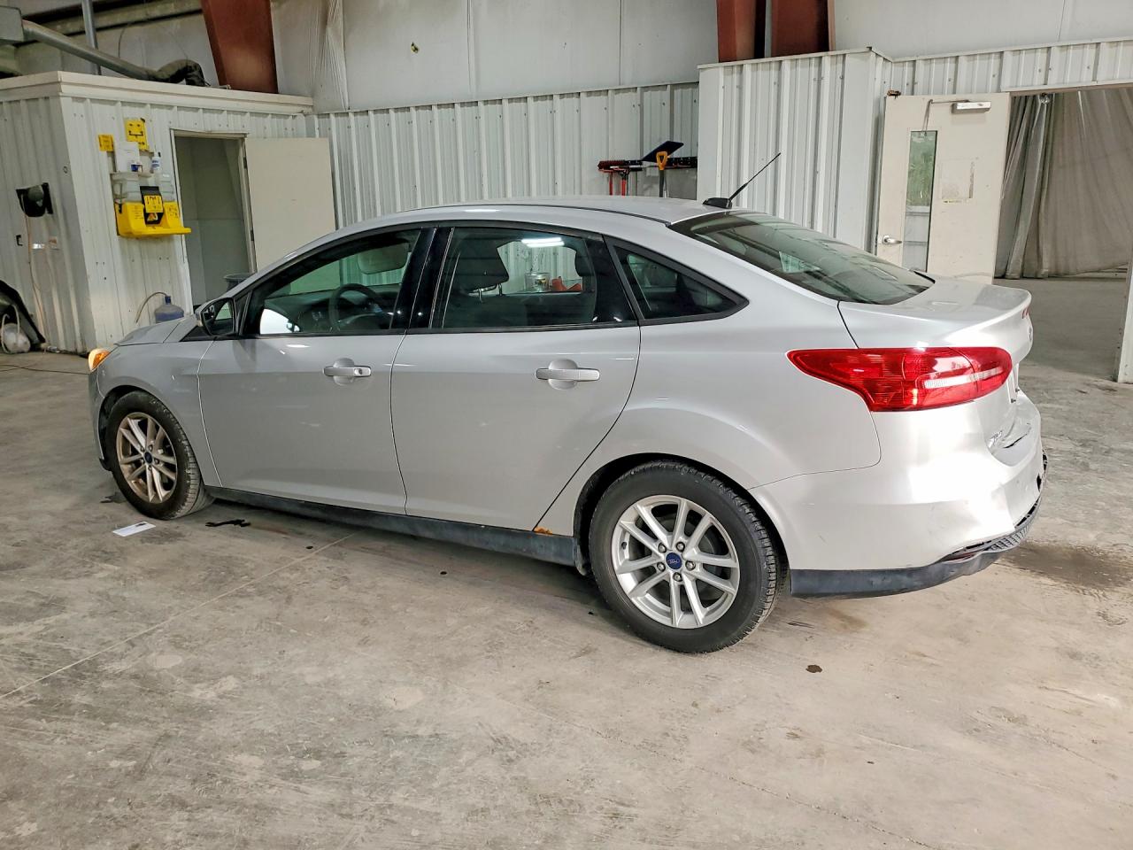 2015 Ford Focus Se Silver vin: 1FADP3F26FL321089