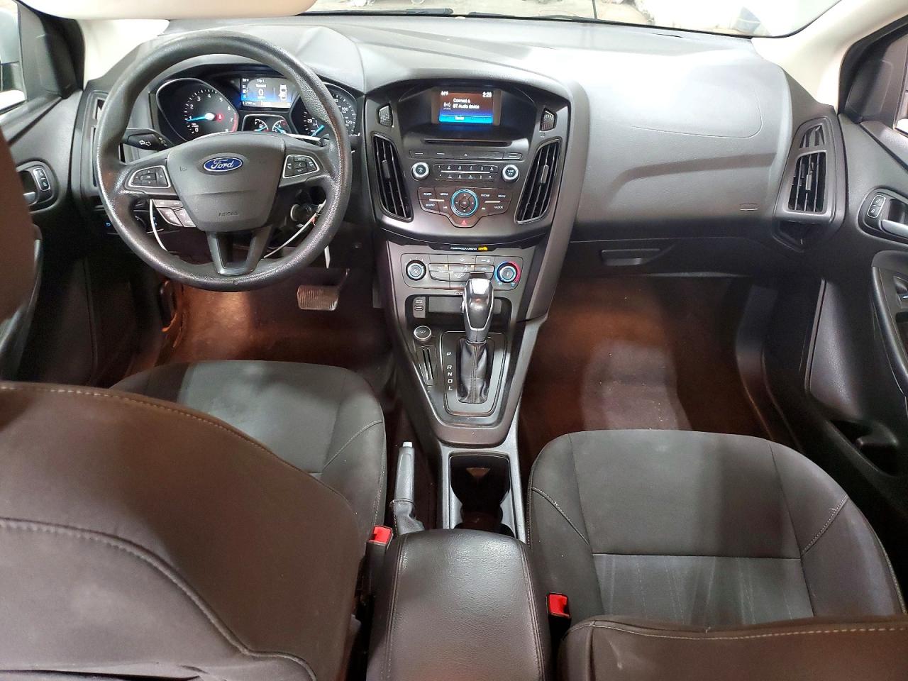 2015 Ford Focus Se Silver vin: 1FADP3F26FL321089