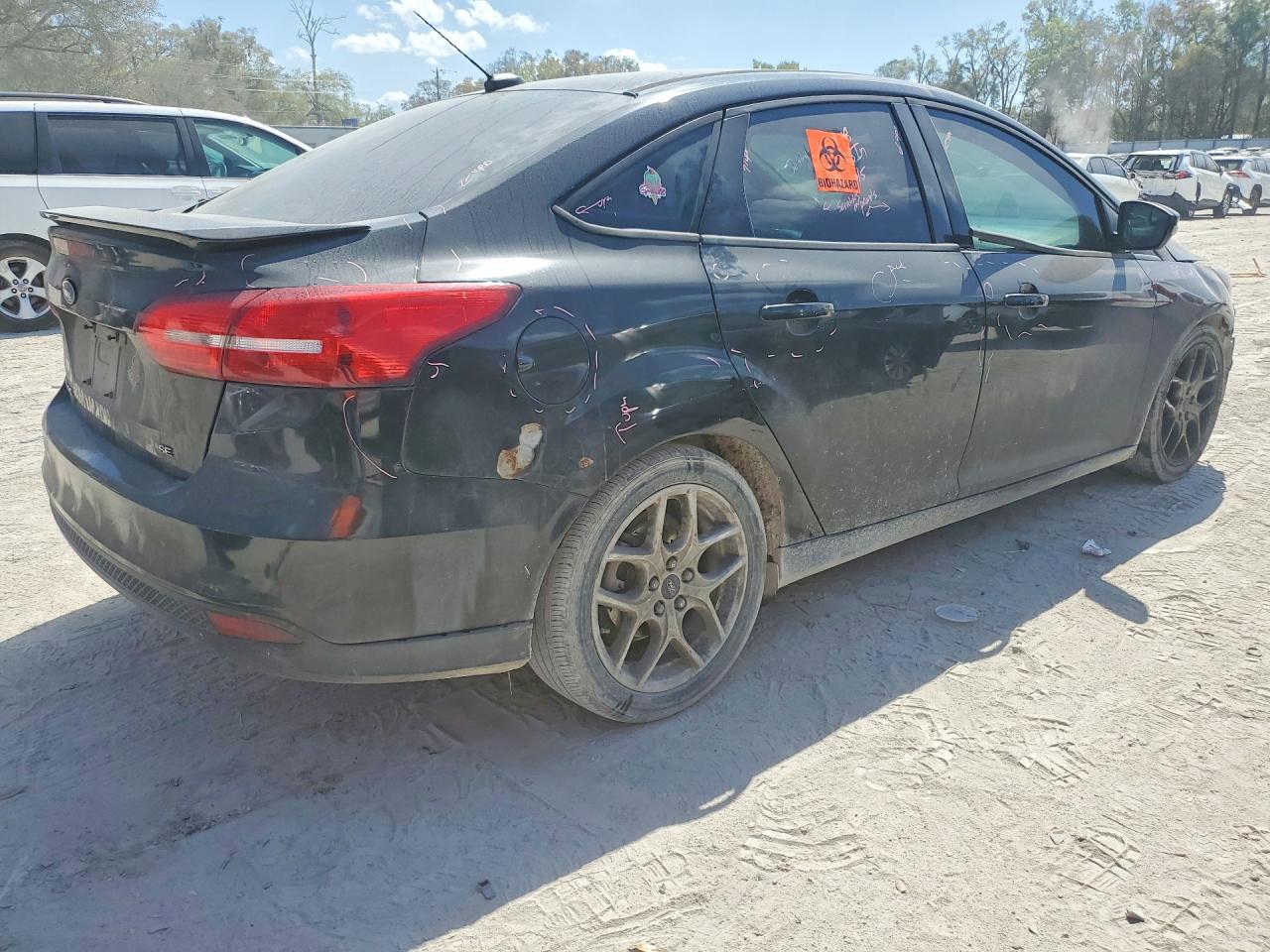 2015 Ford Focus Se Black vin: 1FADP3F26FL336482