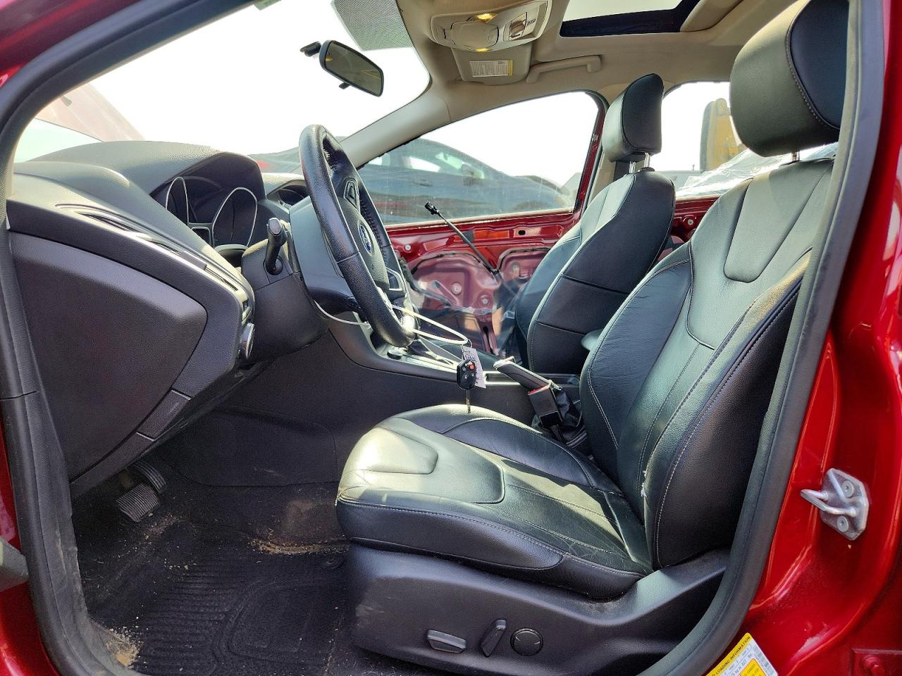 2015 Ford Focus Se Бордовый vin: 1FADP3F26FL338166