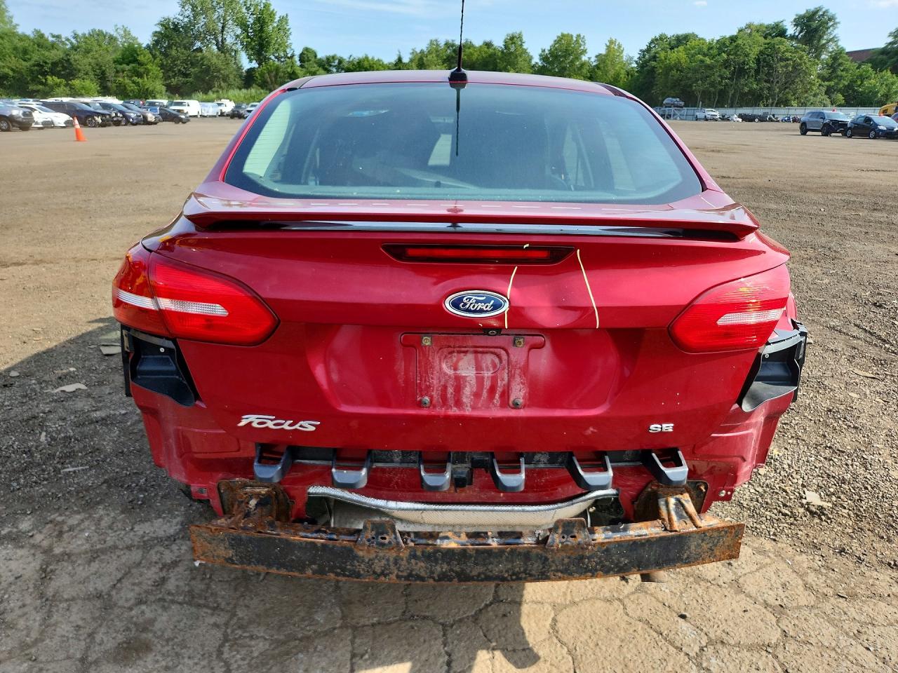 2015 Ford Focus Se Бордовый vin: 1FADP3F26FL338166