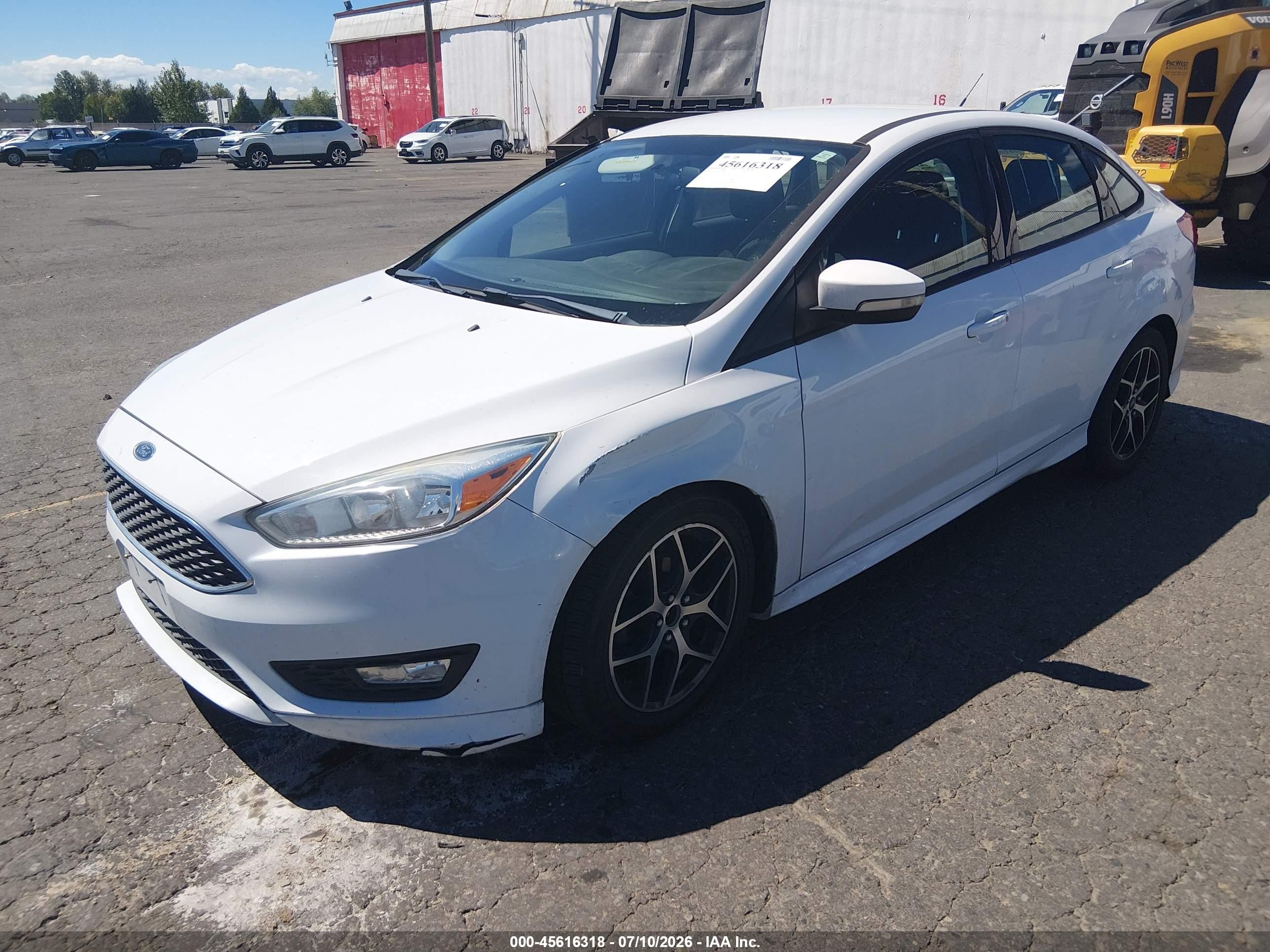 2015 Ford Focus Se White vin: 1FADP3F26FL368915