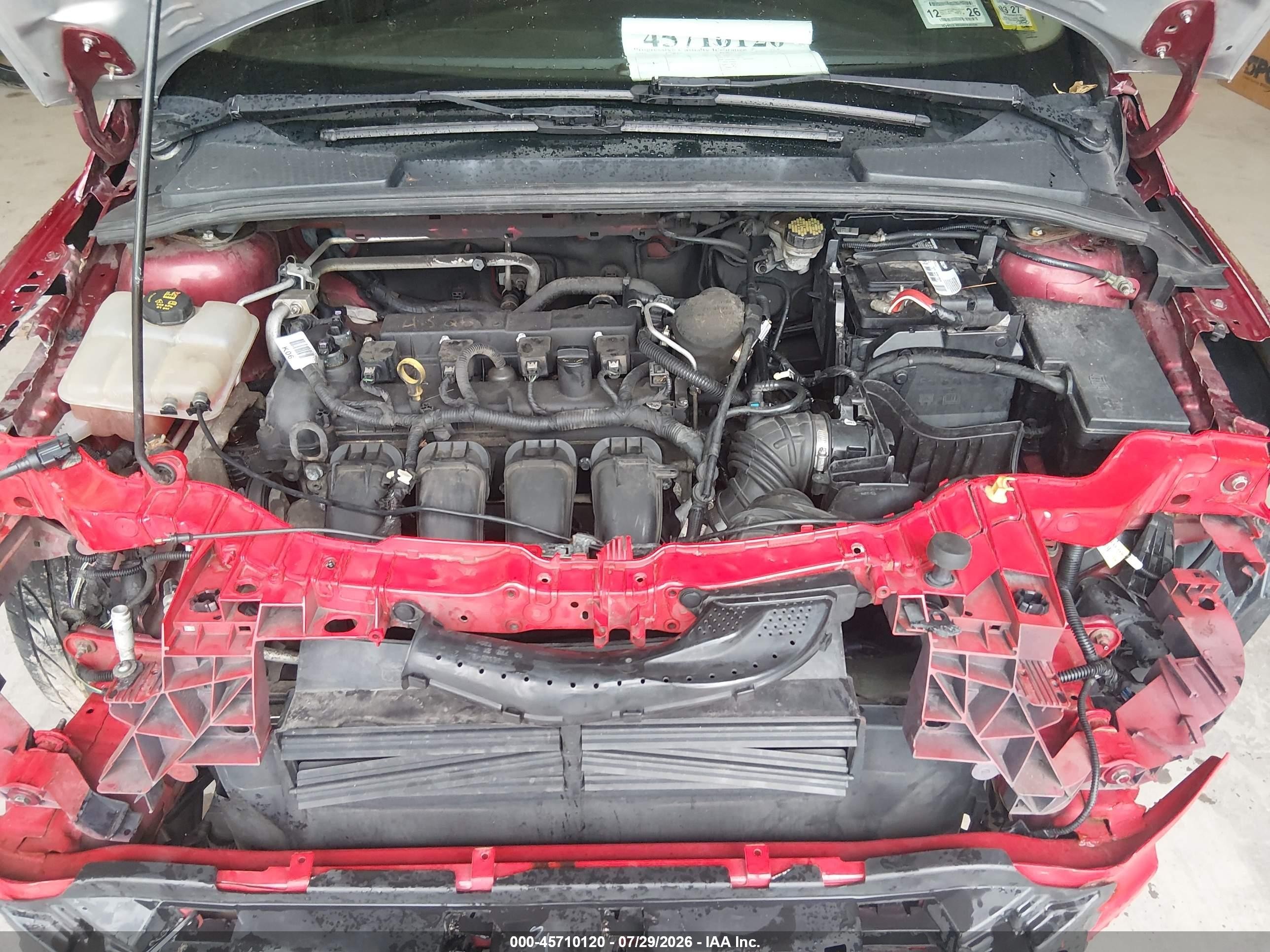 2015 Ford Focus Se Red vin: 1FADP3F26FL372107