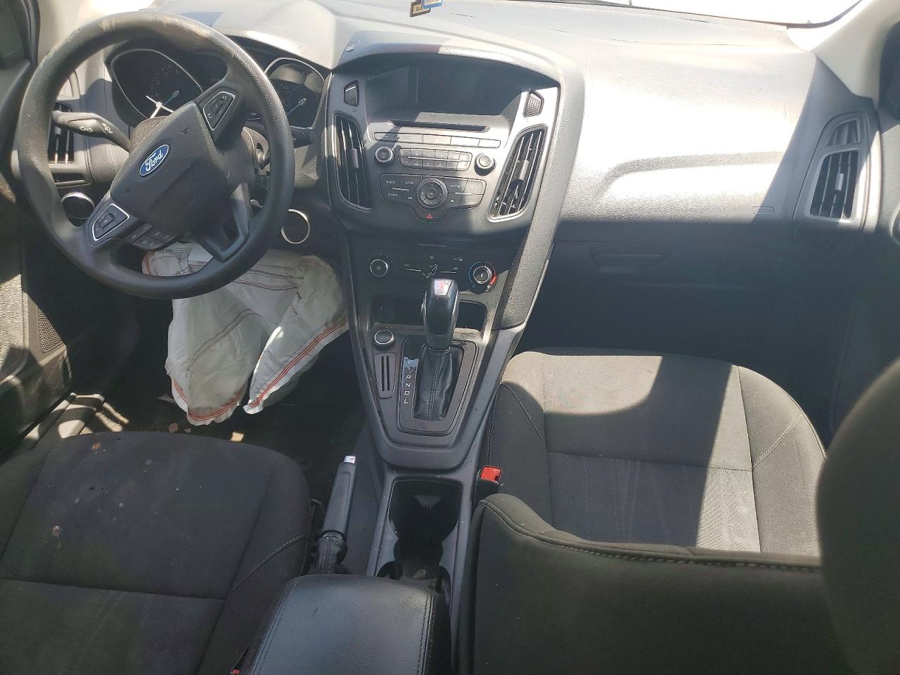 2015 Ford Focus Se Silver vin: 1FADP3F26FL375783
