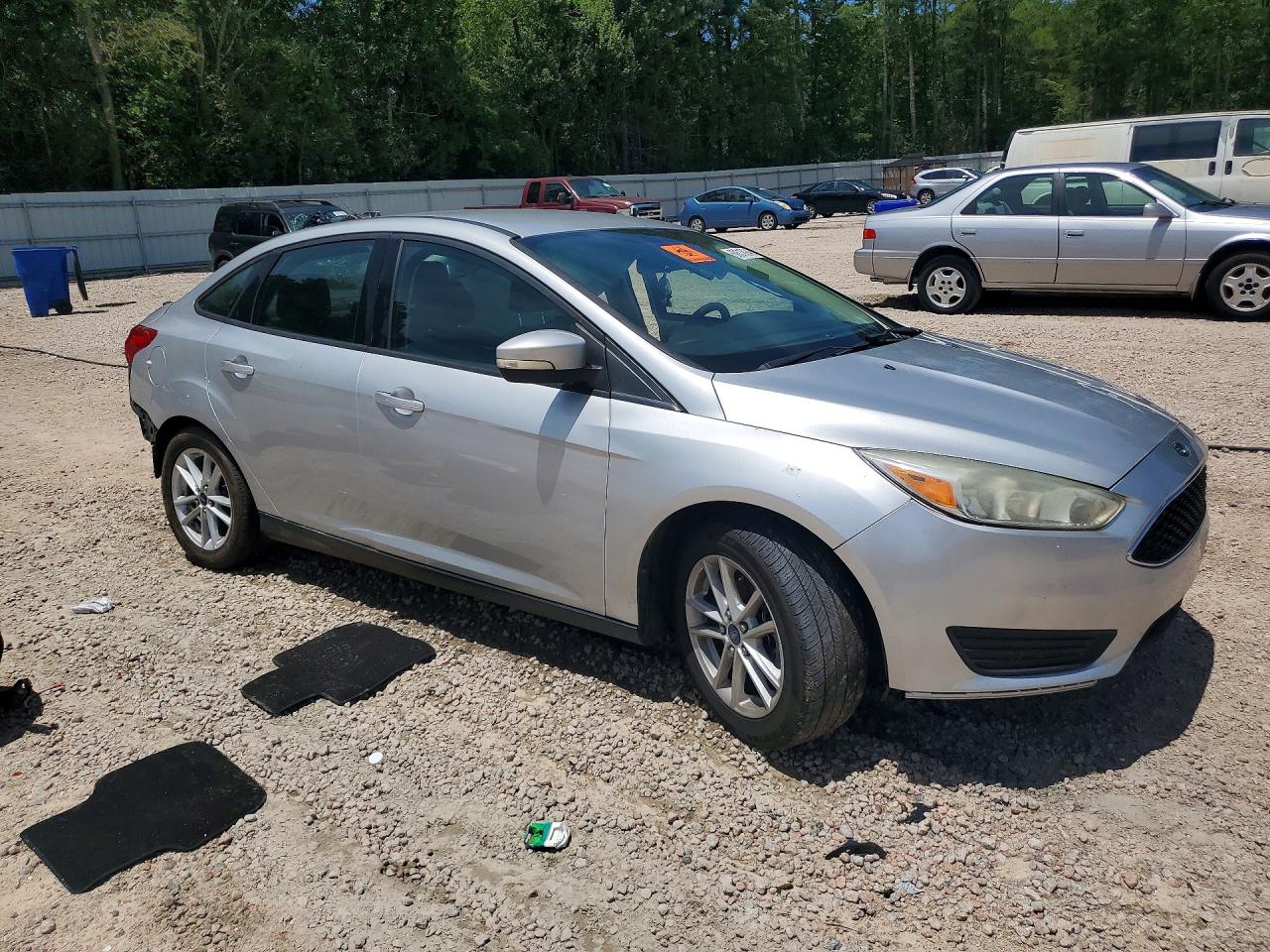 2015 Ford Focus Se Silver vin: 1FADP3F26FL375783