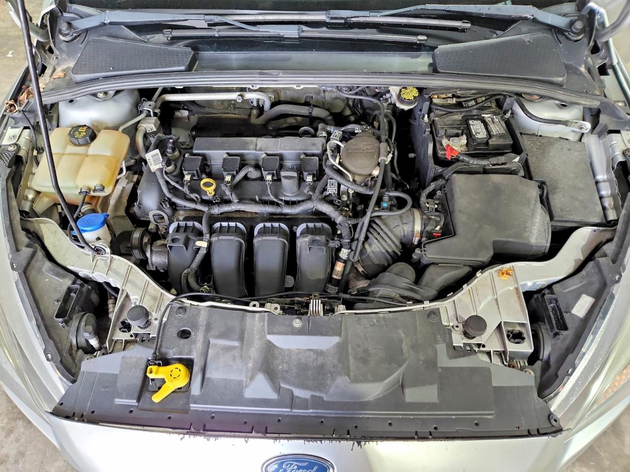 2016 Ford Focus Se Gray vin: 1FADP3F26GL299810