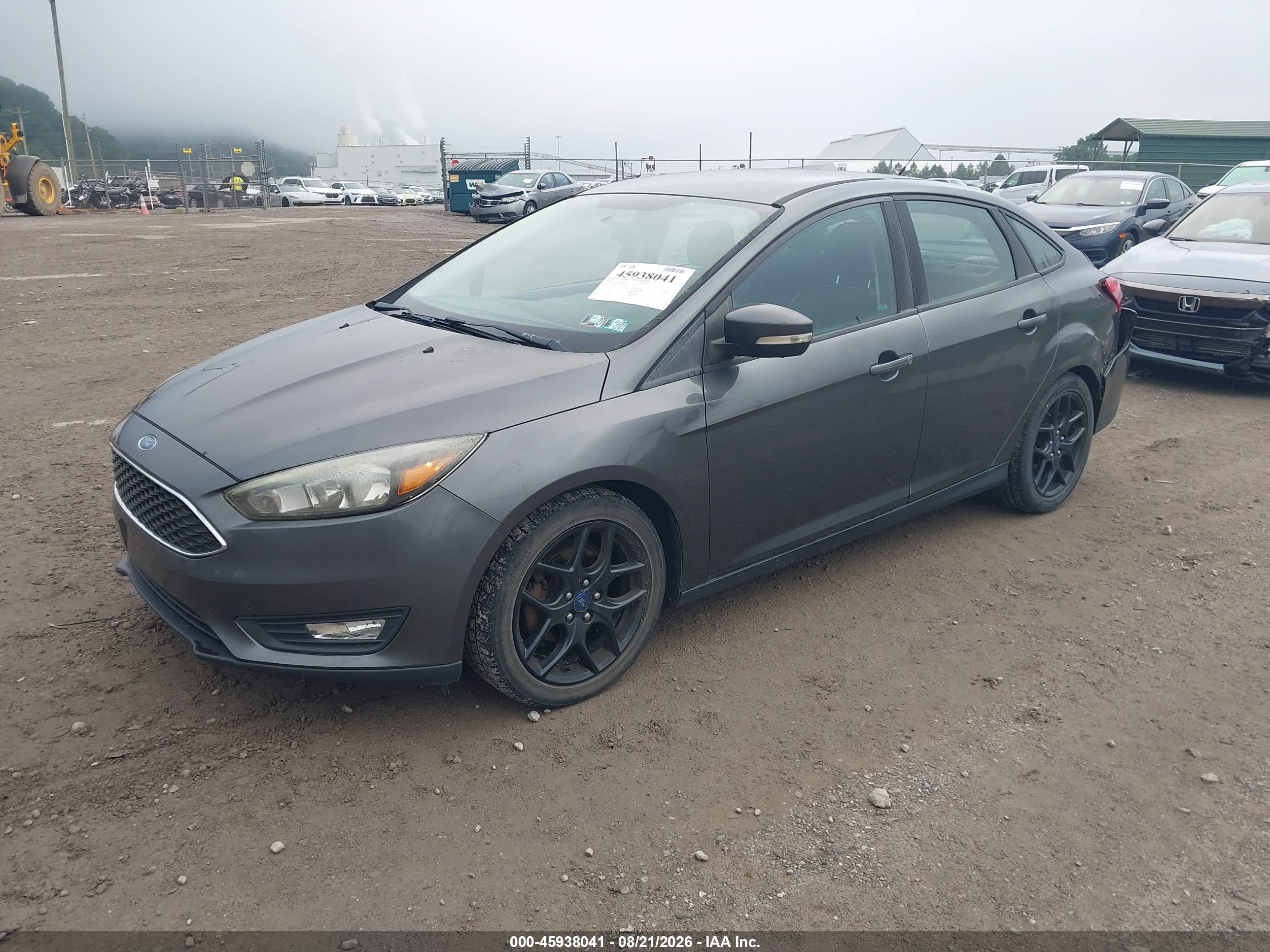 2016 Ford Focus Se Gray vin: 1FADP3F26GL397834
