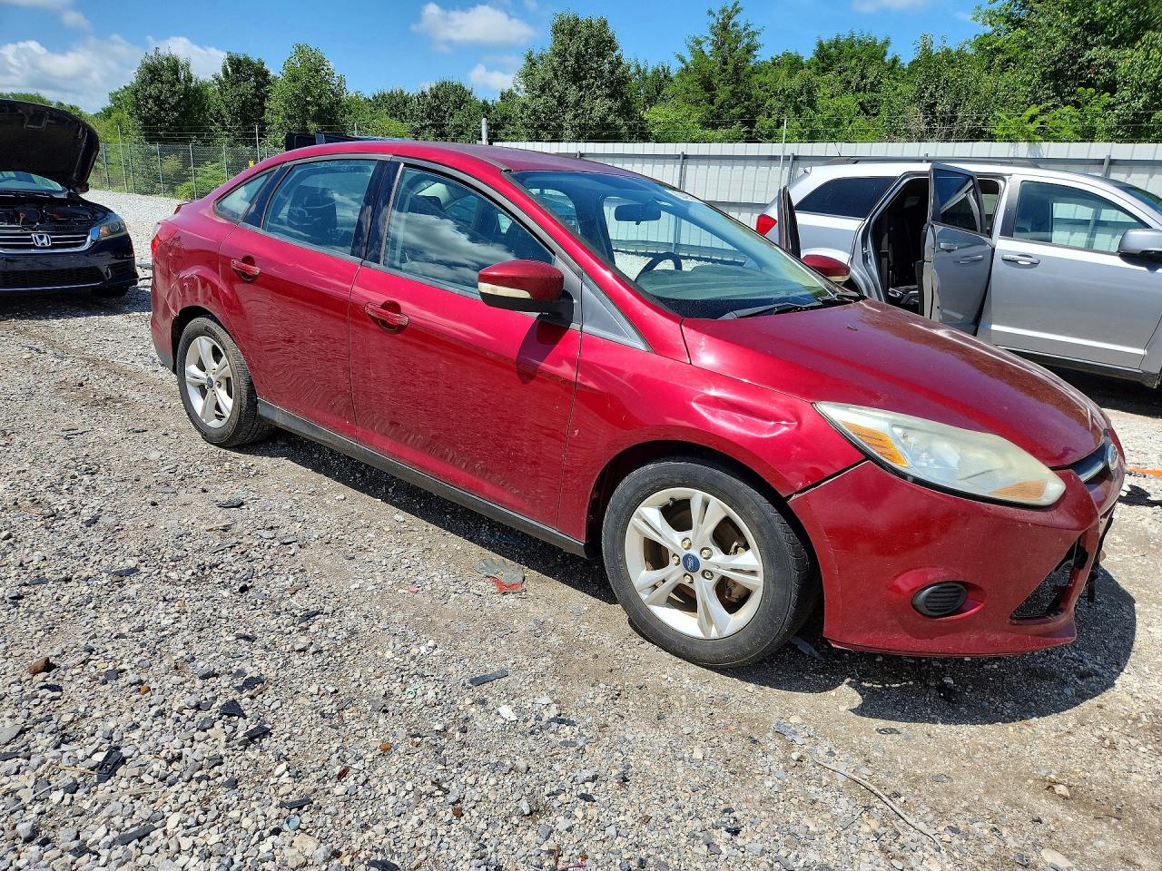 2013 Ford Focus Se Red vin: 1FADP3F27DL131671