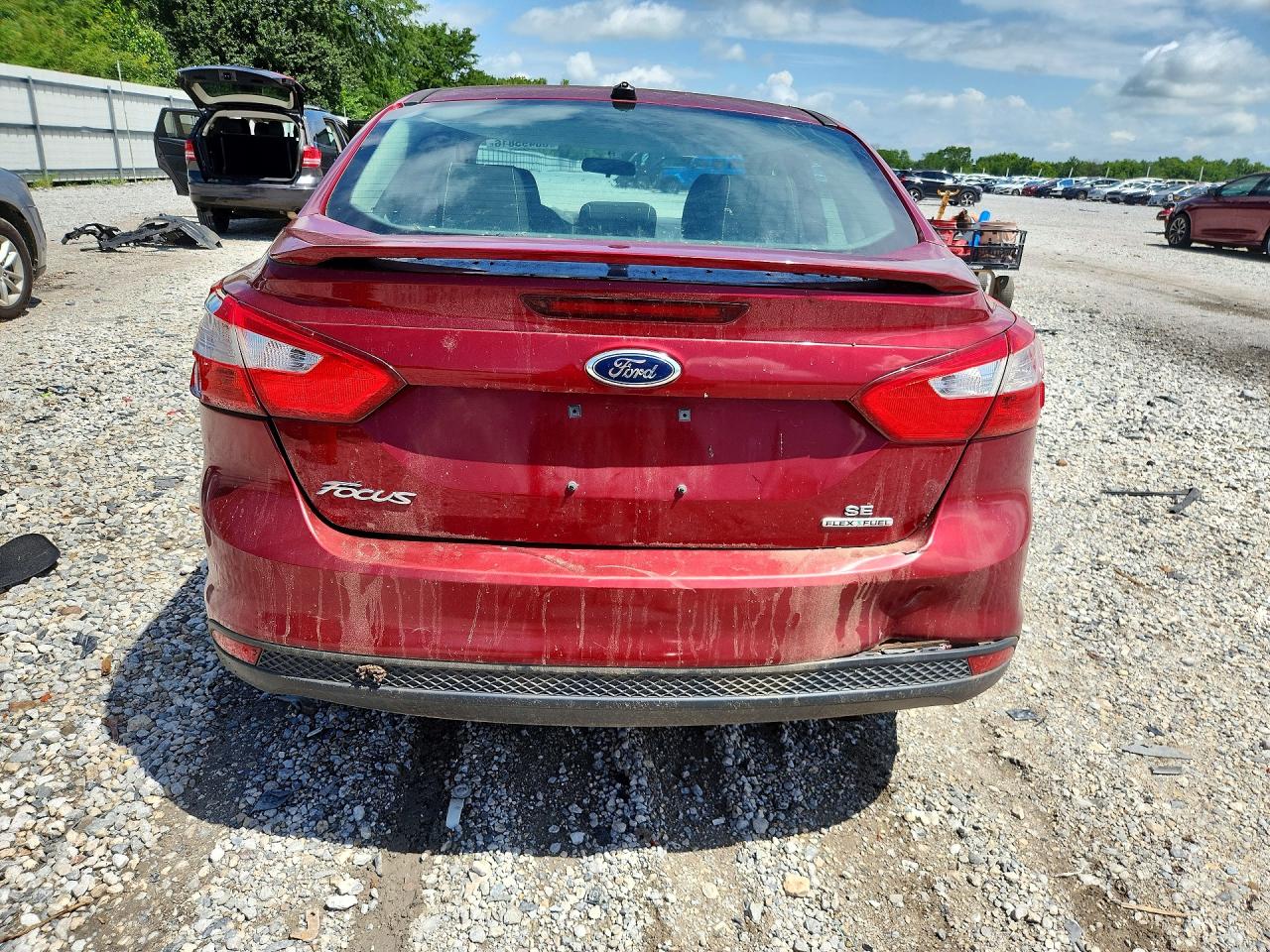 2013 Ford Focus Se Red vin: 1FADP3F27DL131671