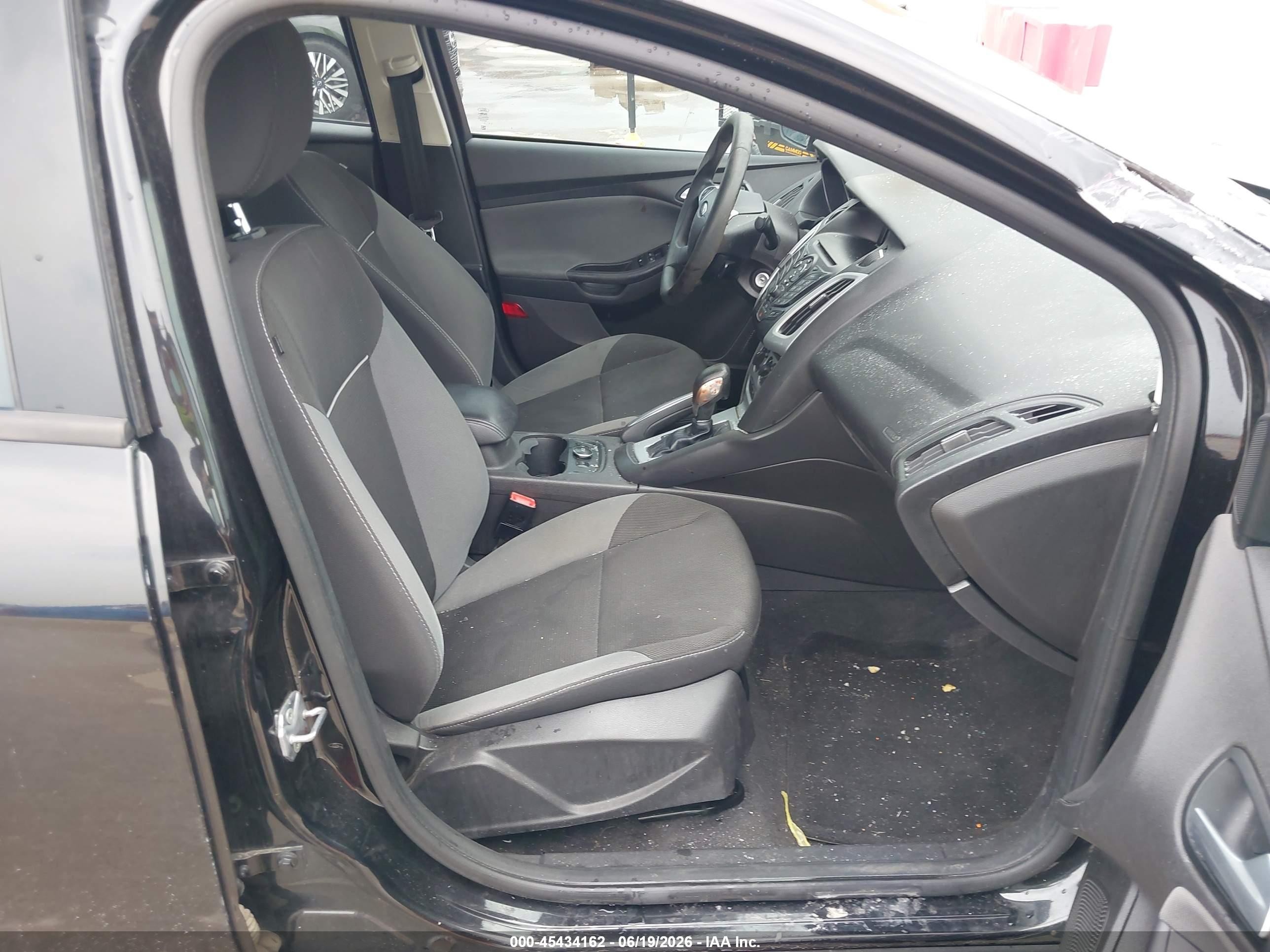 2013 Ford Focus Se Черный vin: 1FADP3F27DL162290
