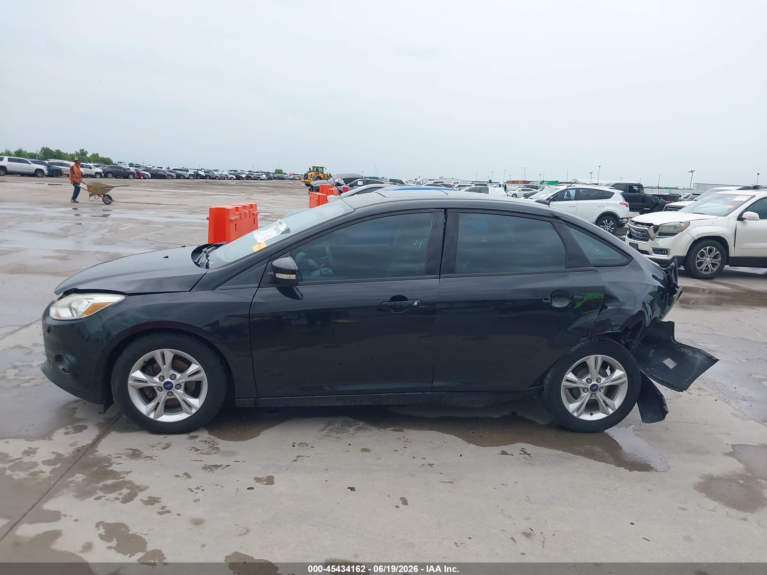 2013 Ford Focus Se Черный vin: 1FADP3F27DL162290