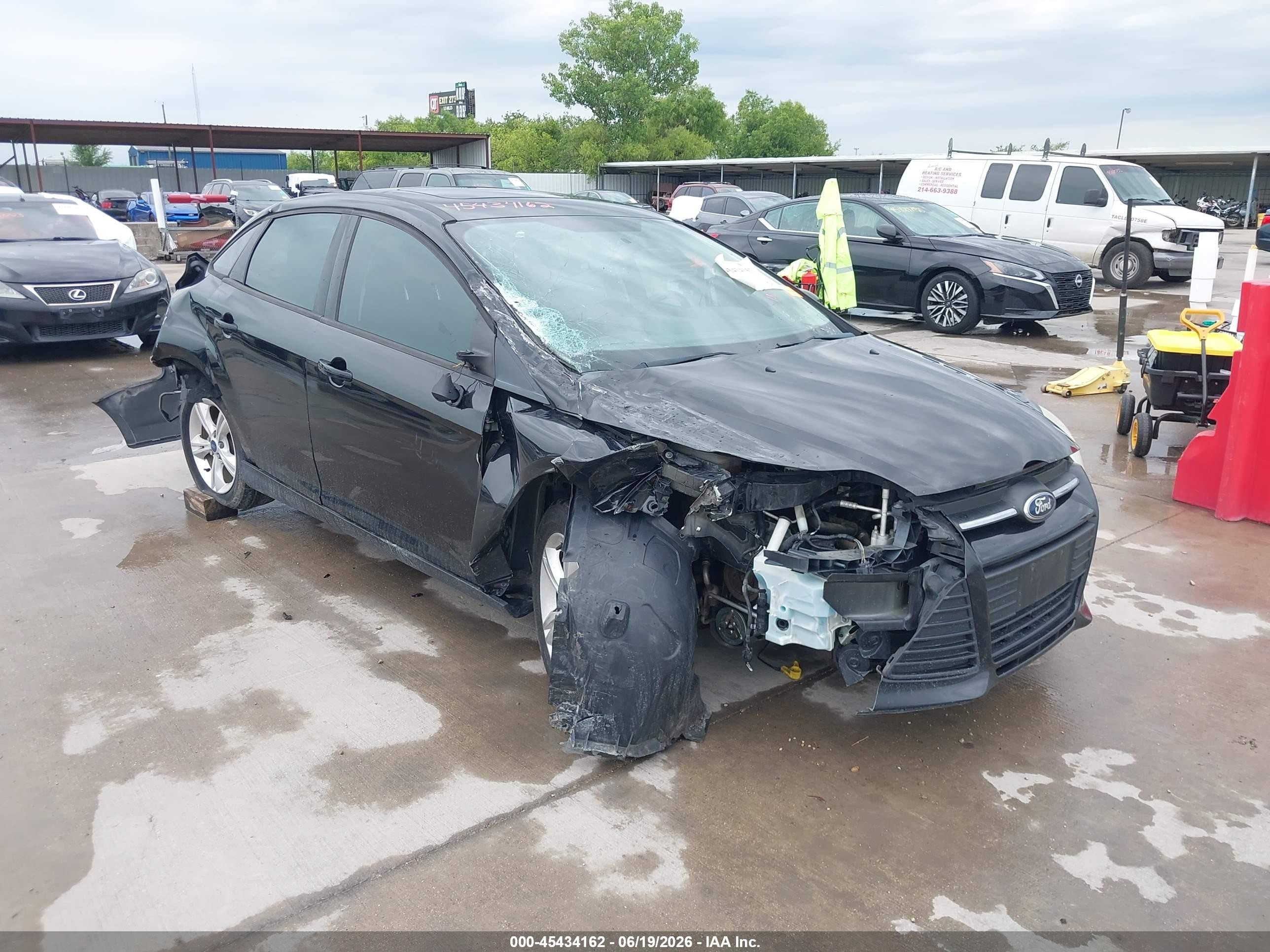 2013 Ford Focus Se Черный vin: 1FADP3F27DL162290