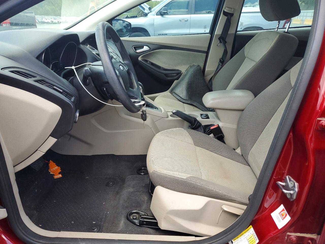 2013 Ford Focus Se Red vin: 1FADP3F27DL167277