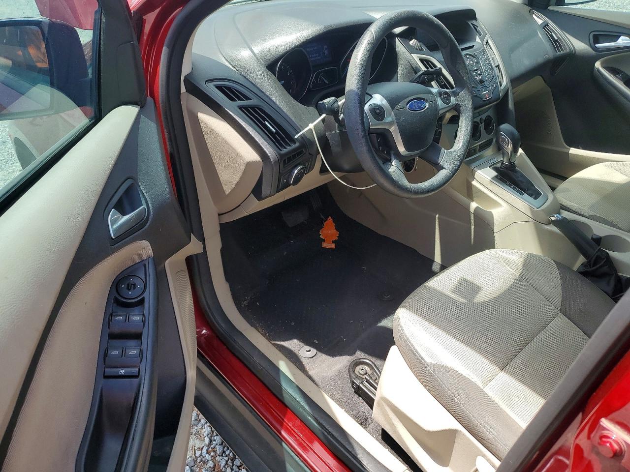 2013 Ford Focus Se Red vin: 1FADP3F27DL167277
