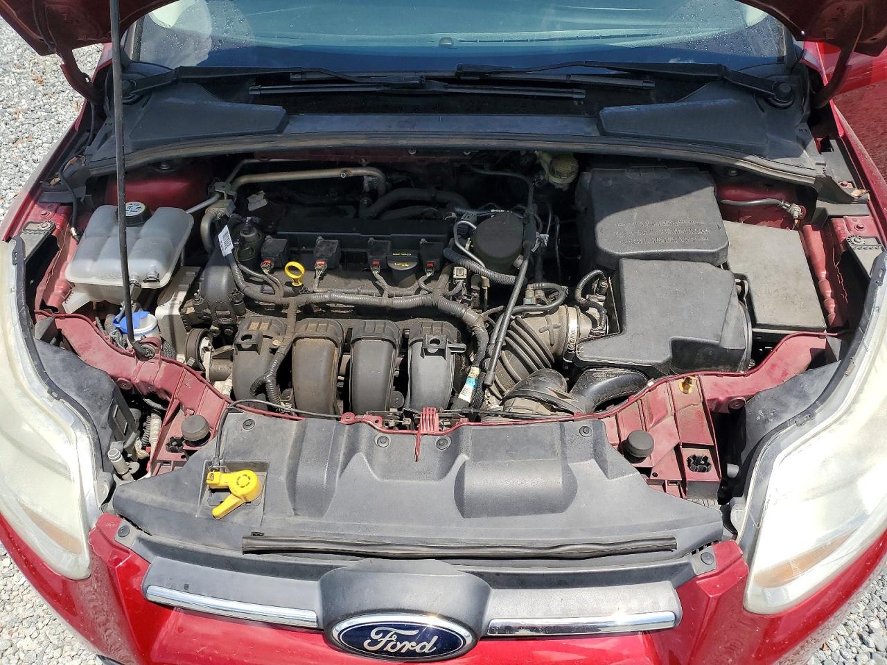 2013 Ford Focus Se Red vin: 1FADP3F27DL167277