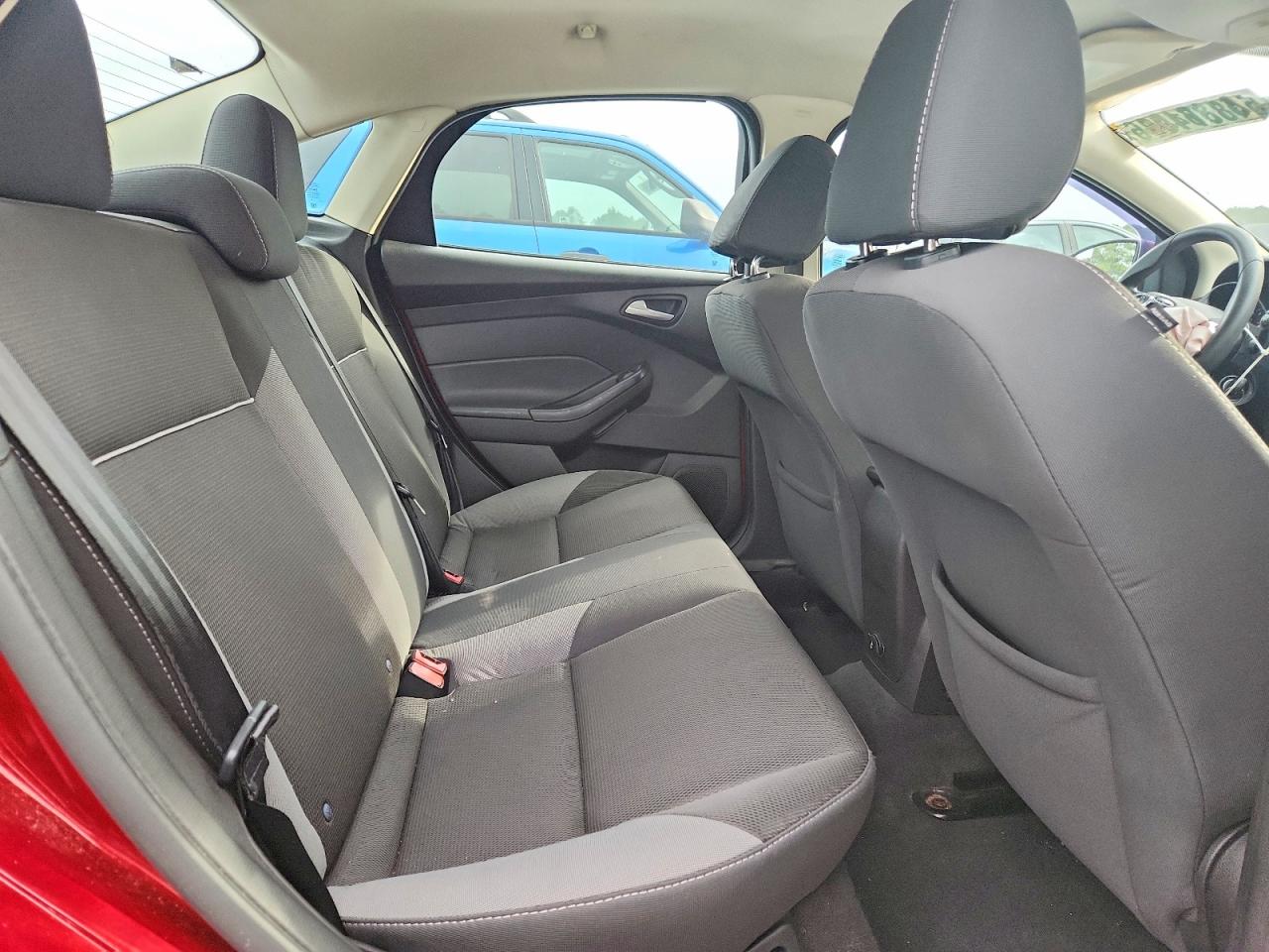 2013 Ford Focus Se Maroon vin: 1FADP3F27DL176397
