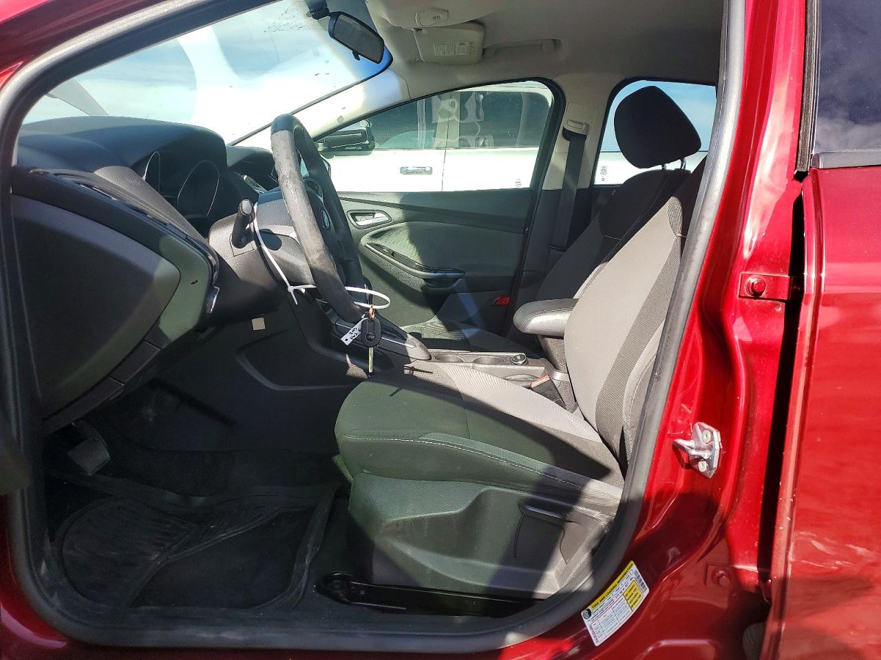 2013 Ford Focus Se Red vin: 1FADP3F27DL184757