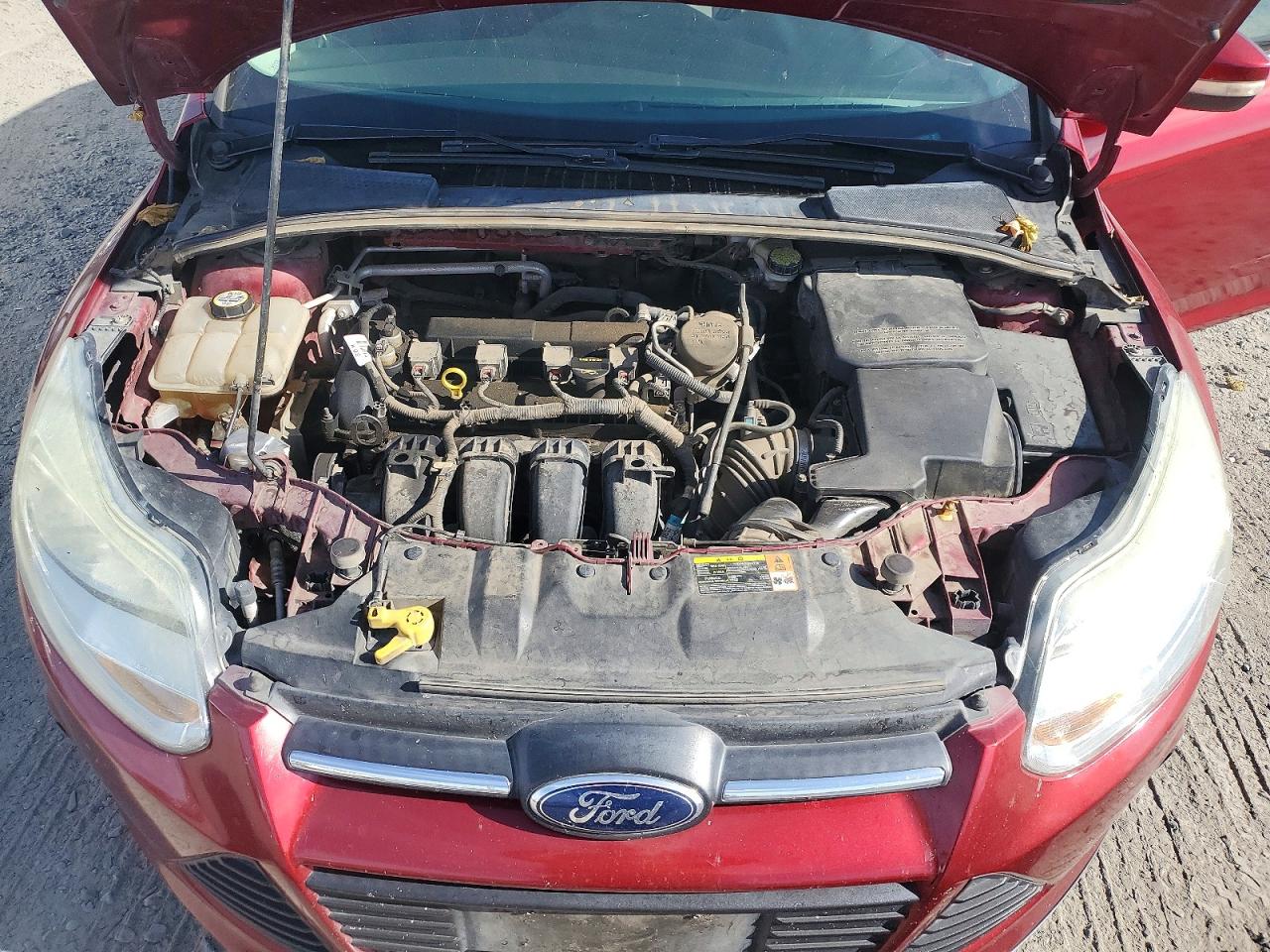 2013 Ford Focus Se Red vin: 1FADP3F27DL184757