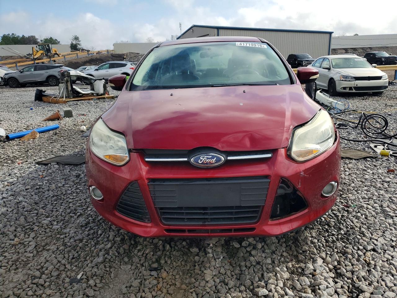 2013 Ford Focus Se Red vin: 1FADP3F27DL224965
