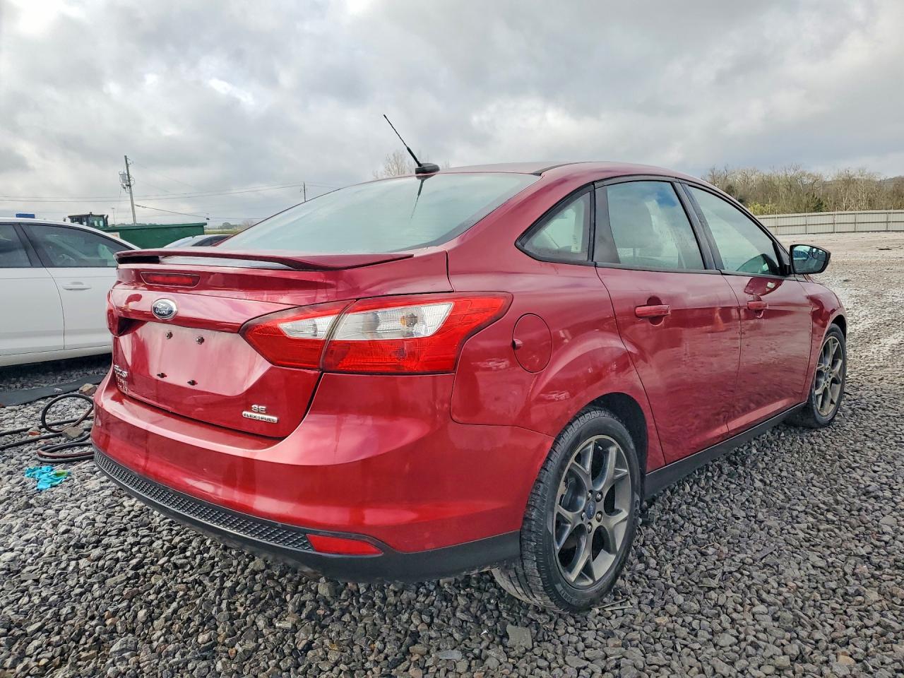 2013 Ford Focus Se Red vin: 1FADP3F27DL224965