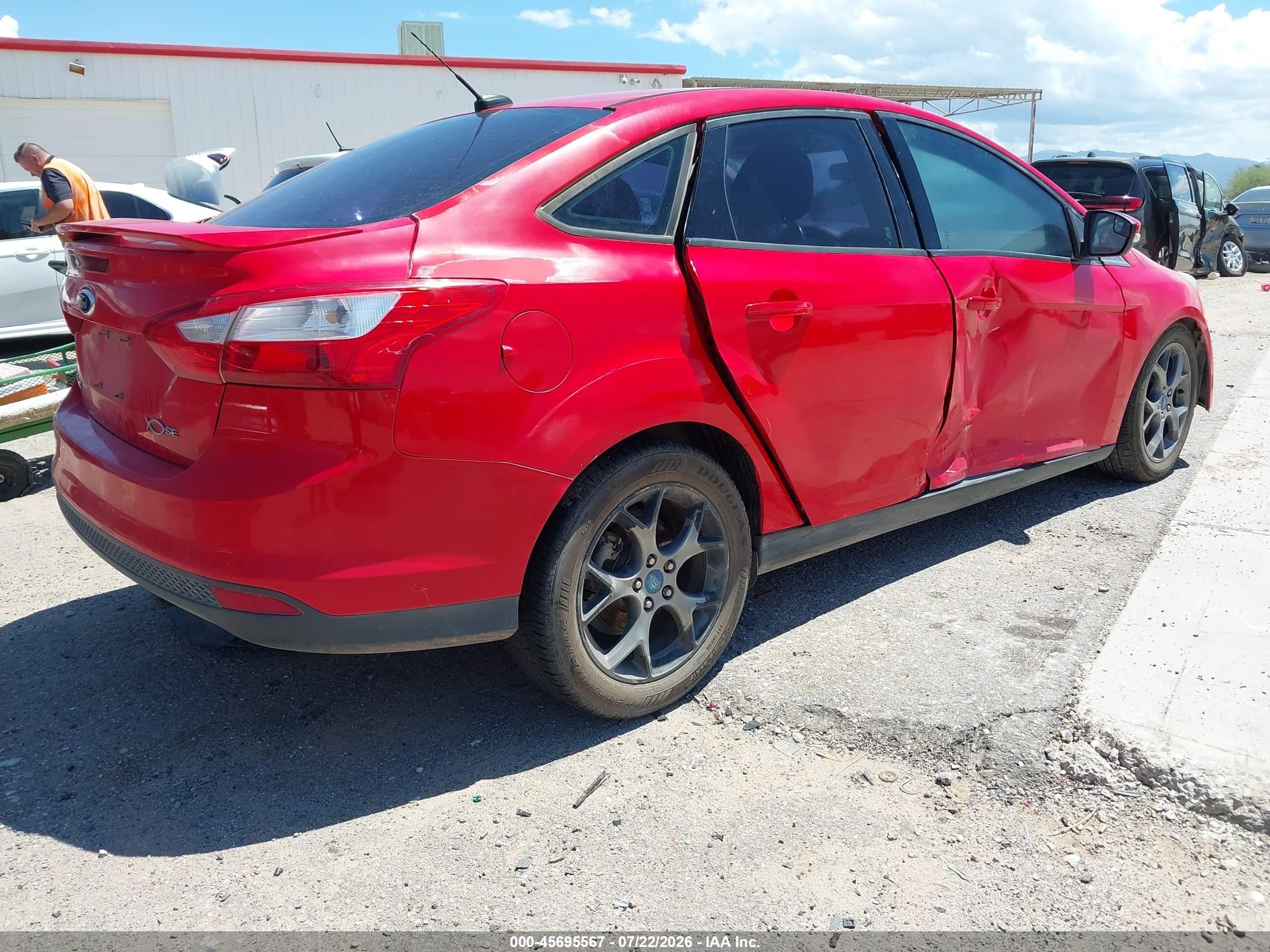 2013 Ford Focus Se Red vin: 1FADP3F27DL246318