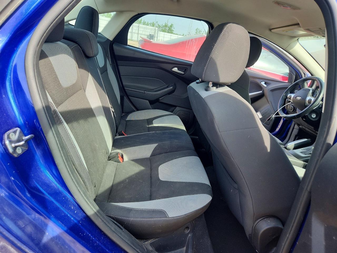 2013 Ford Focus Se Синий vin: 1FADP3F27DL248943
