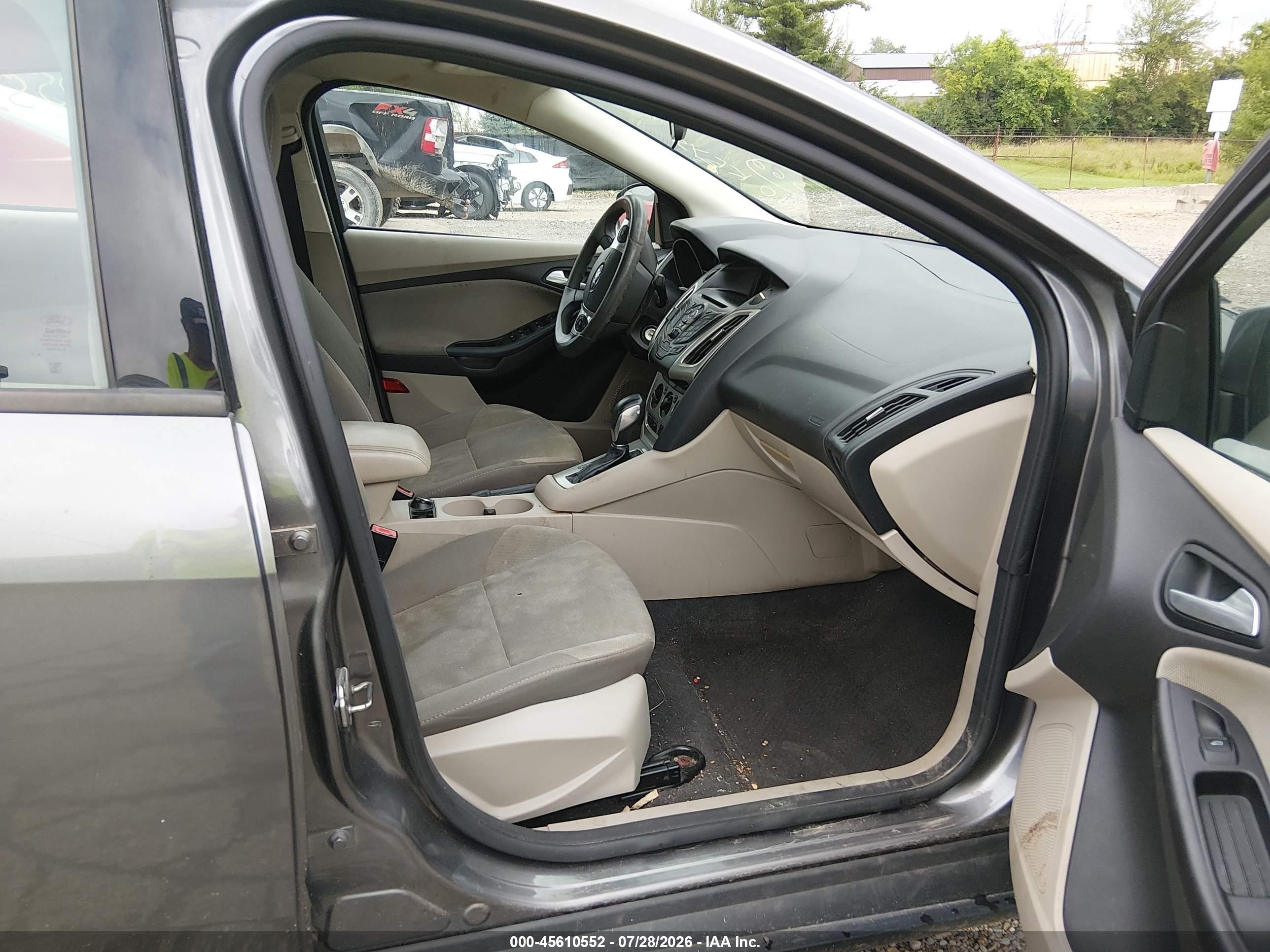 2013 Ford Focus Se Pewter vin: 1FADP3F27DL253415