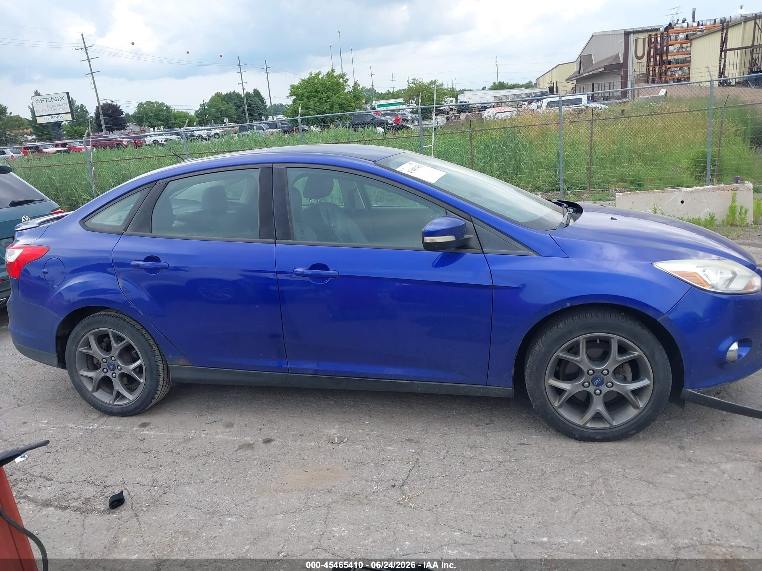2013 Ford Focus Se Blue vin: 1FADP3F27DL255102