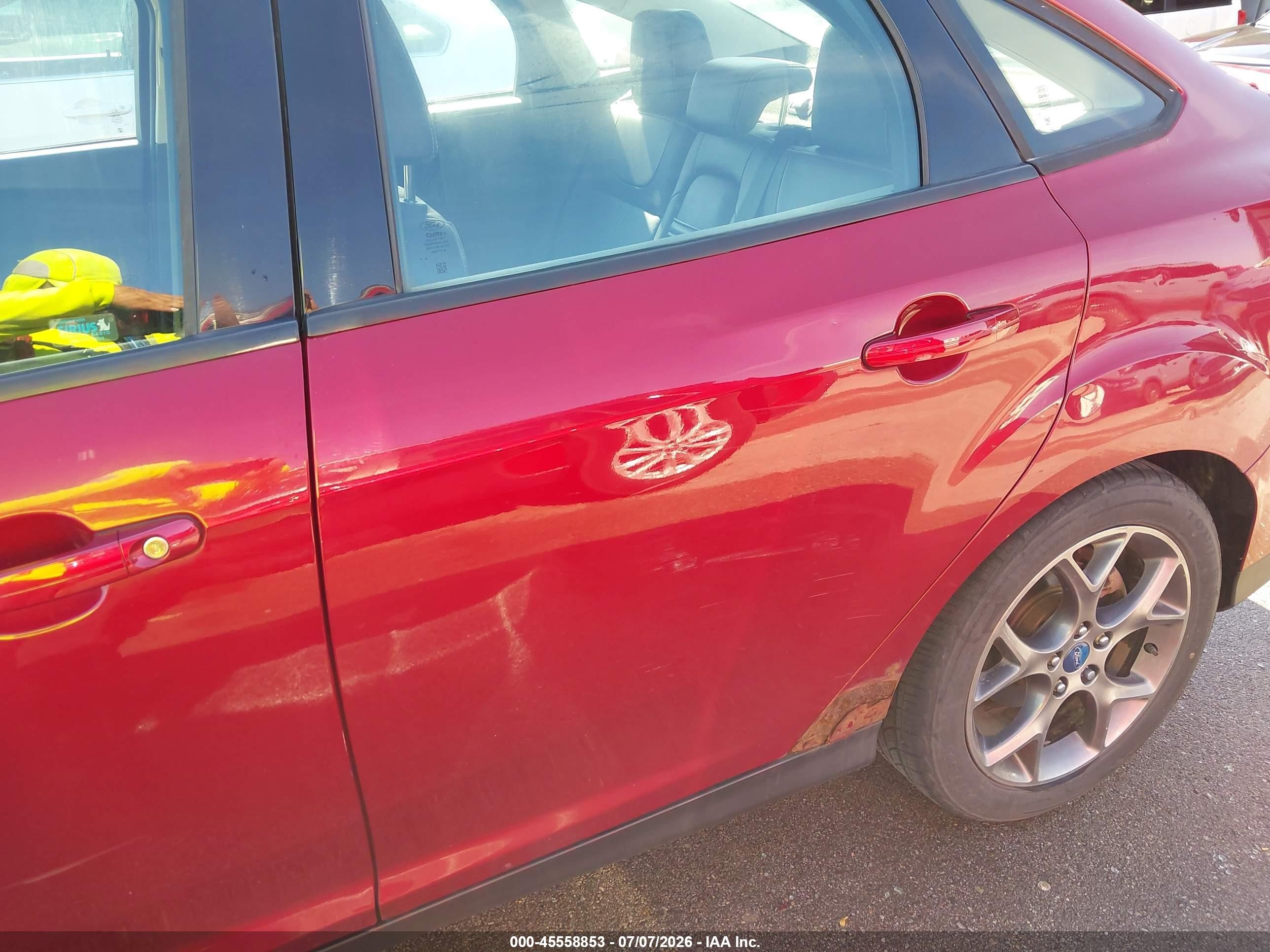 2013 Ford Focus Se Red vin: 1FADP3F27DL263913