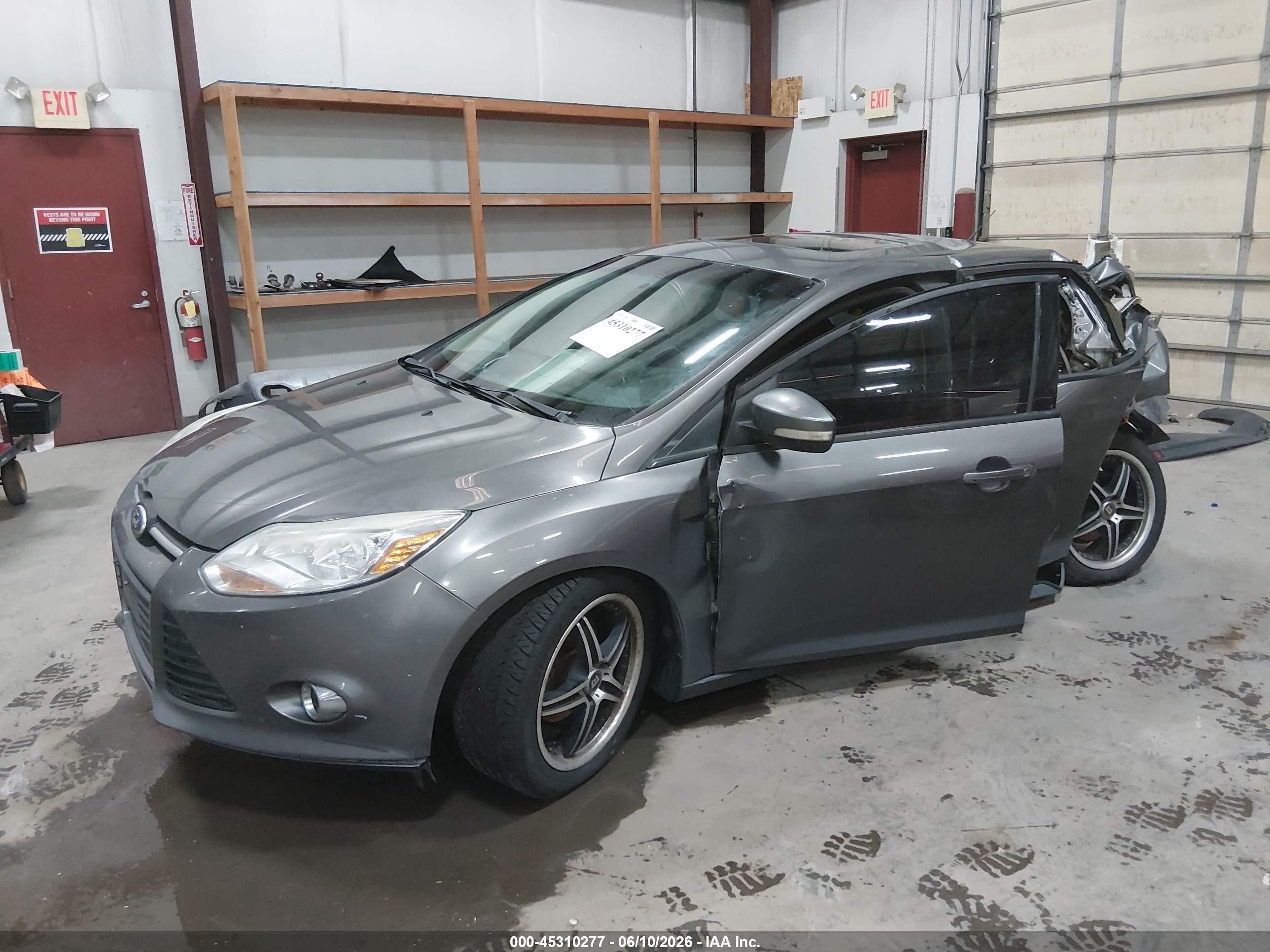 2013 Ford Focus Se Gray vin: 1FADP3F27DL266374