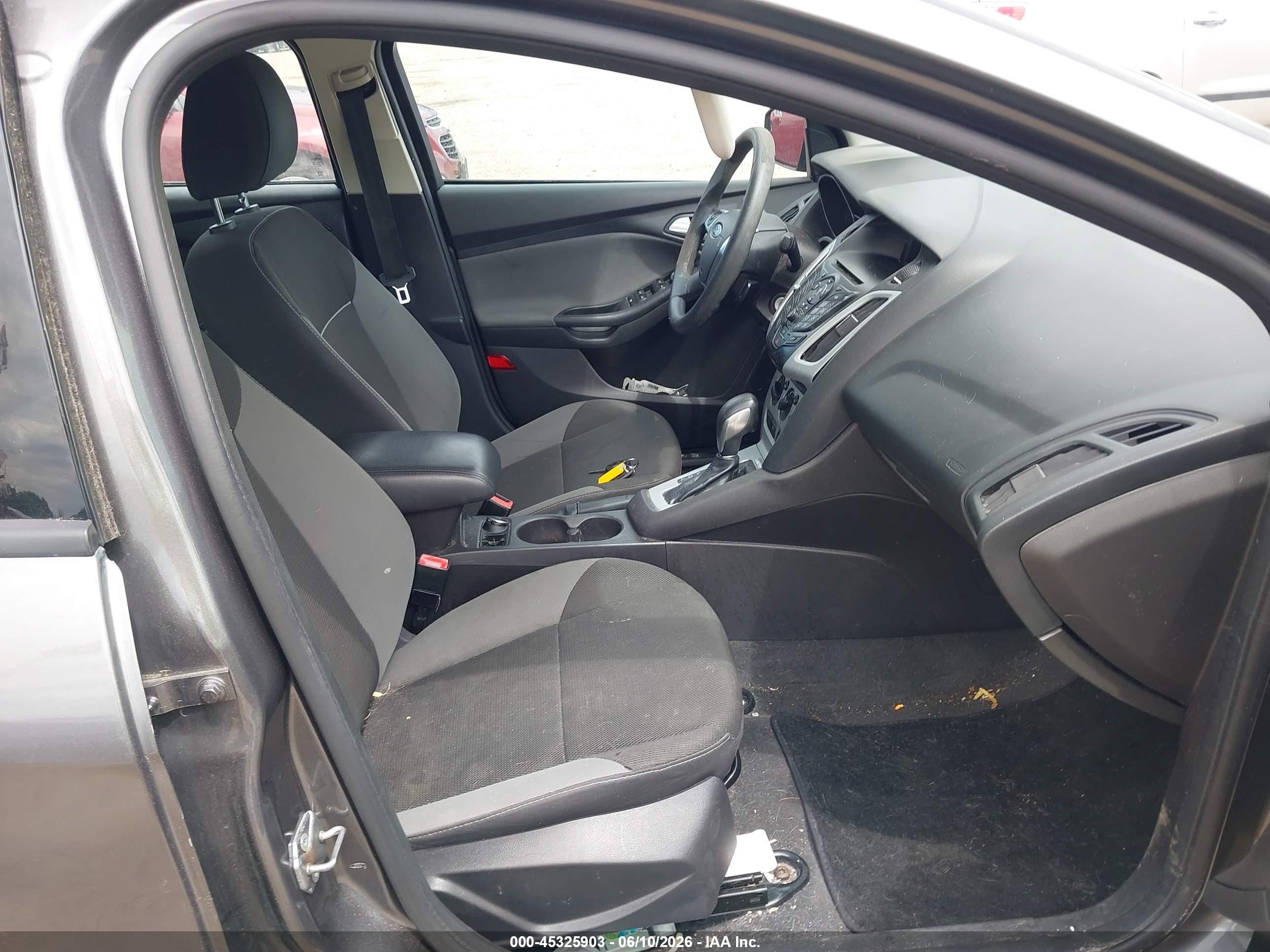 2013 Ford Focus Se Silver vin: 1FADP3F27DL326041
