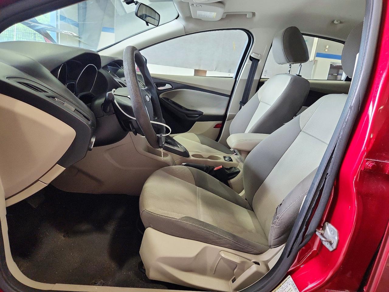 2013 Ford Focus Se Burgundy vin: 1FADP3F27DL327111