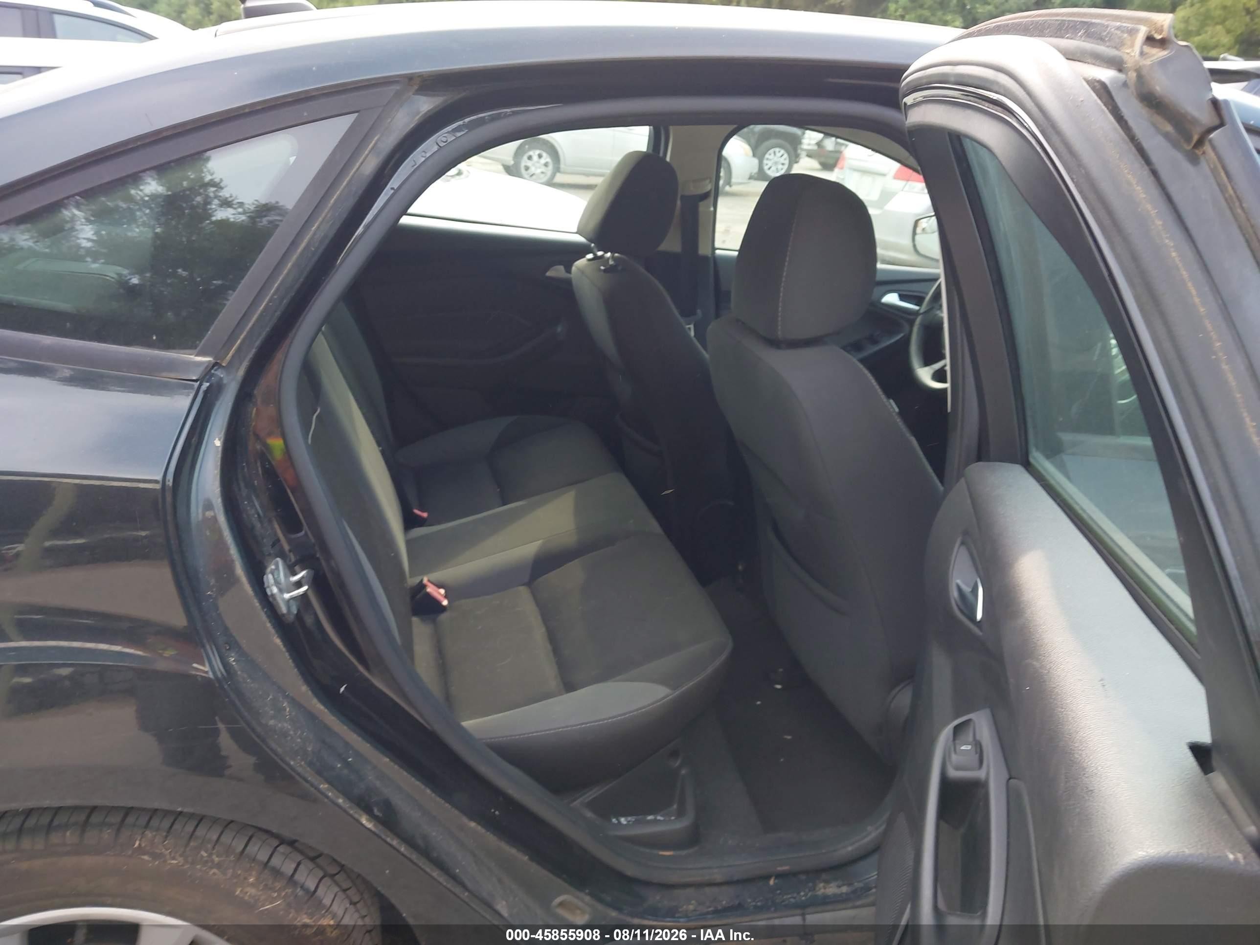 2013 Ford Focus Se Black vin: 1FADP3F27DL335290