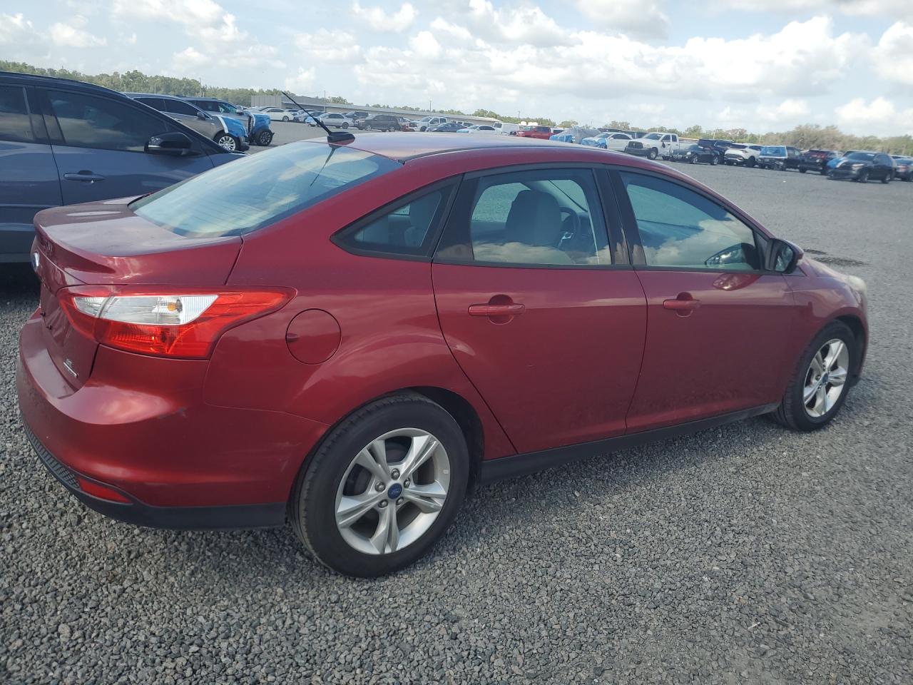 2013 Ford Focus Se Burgundy vin: 1FADP3F27DL349450