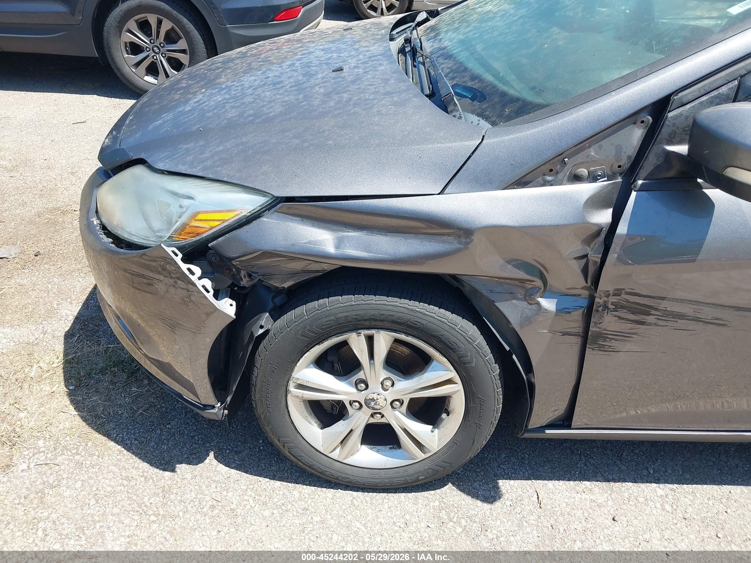 2013 Ford Focus Se Gray vin: 1FADP3F27DL351019